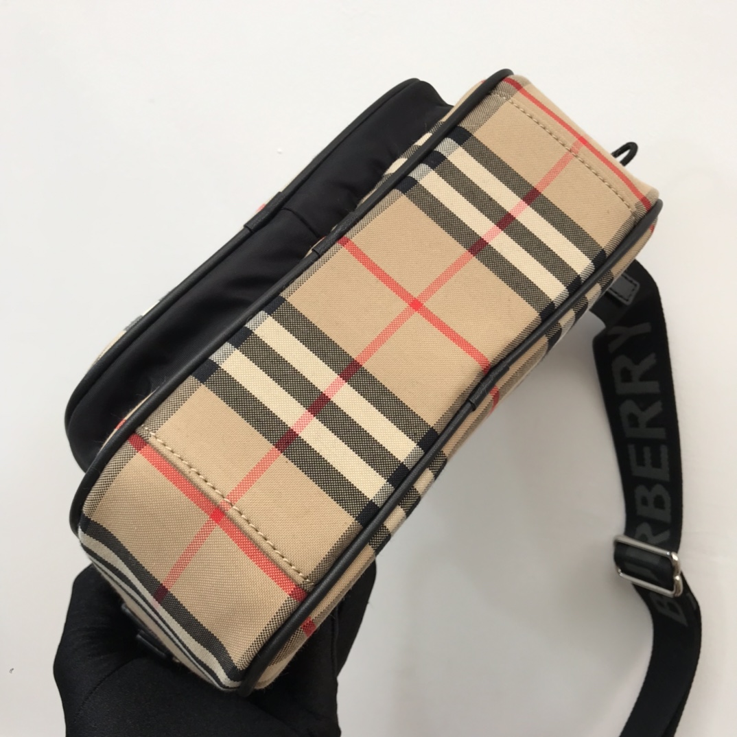 Burberry Check Shoulder Crossbody Bag  - DesignerGu