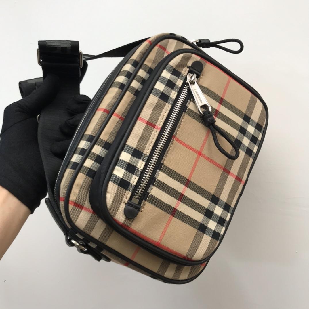 Burberry Check Shoulder Crossbody Bag  - DesignerGu