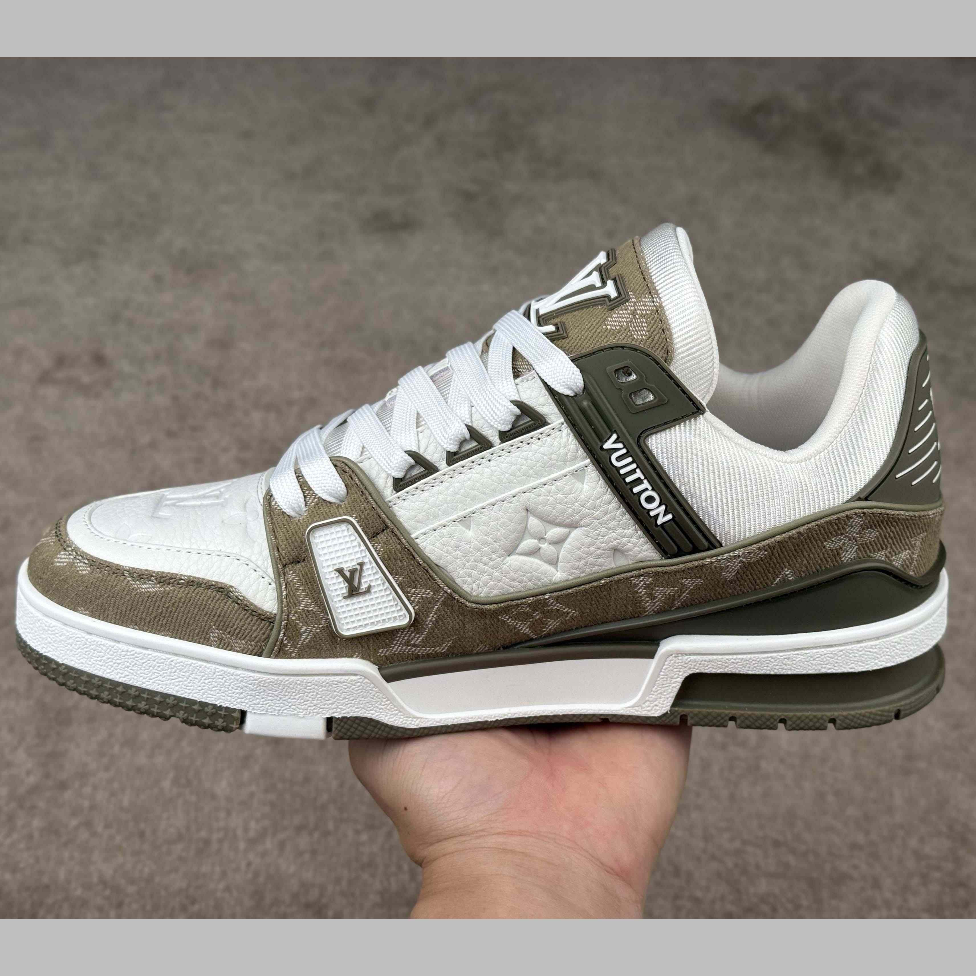 Louis Vuitton LV Trainer Sneaker   1AIKN0 - DesignerGu