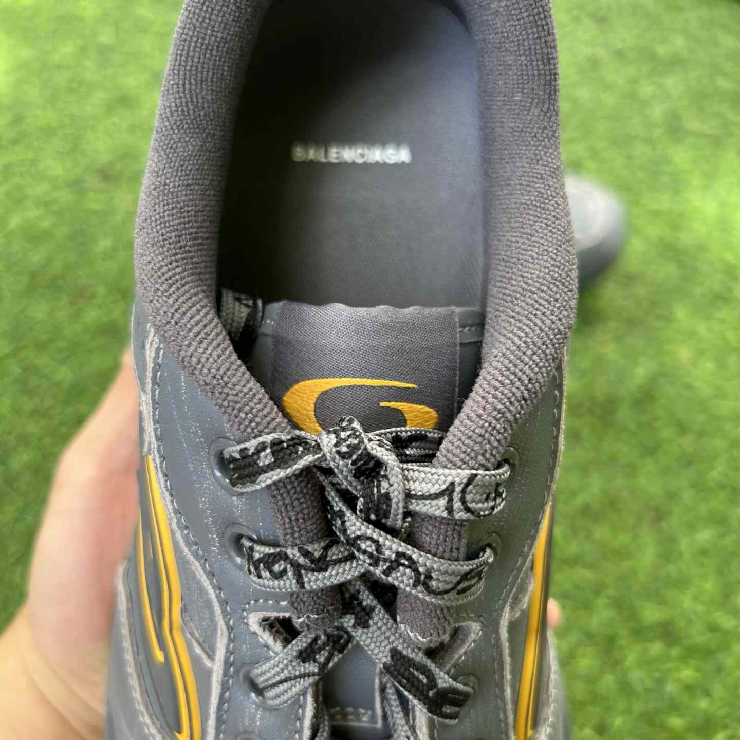 Balenciaga Hamptons Worn-Out Sneaker In Grey And Yellow Cowskin And Polyester - DesignerGu