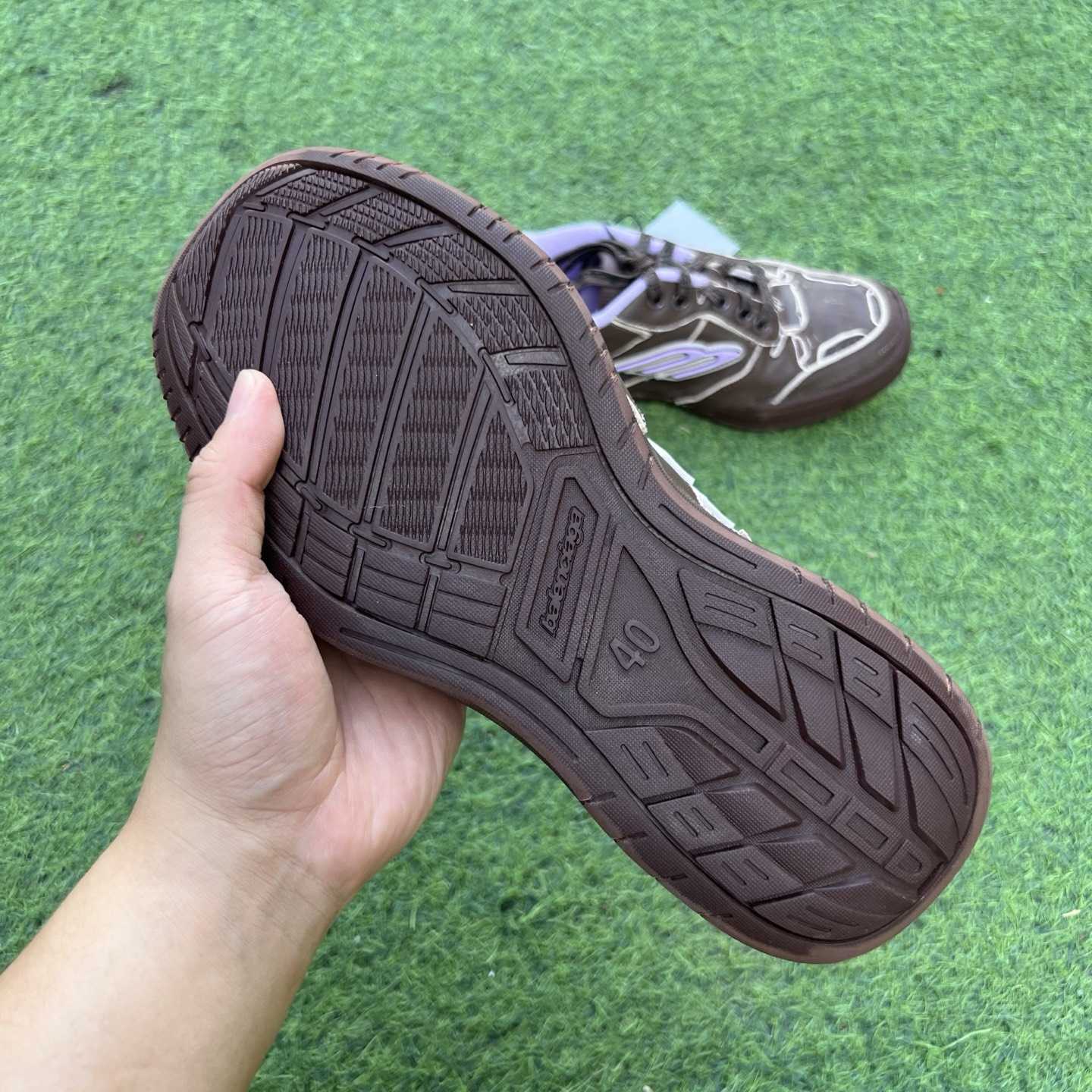 Balenciaga Hamptons Medium Worn-Out Sneaker In Brown And Lilac Cowskin And Polyester - DesignerGu