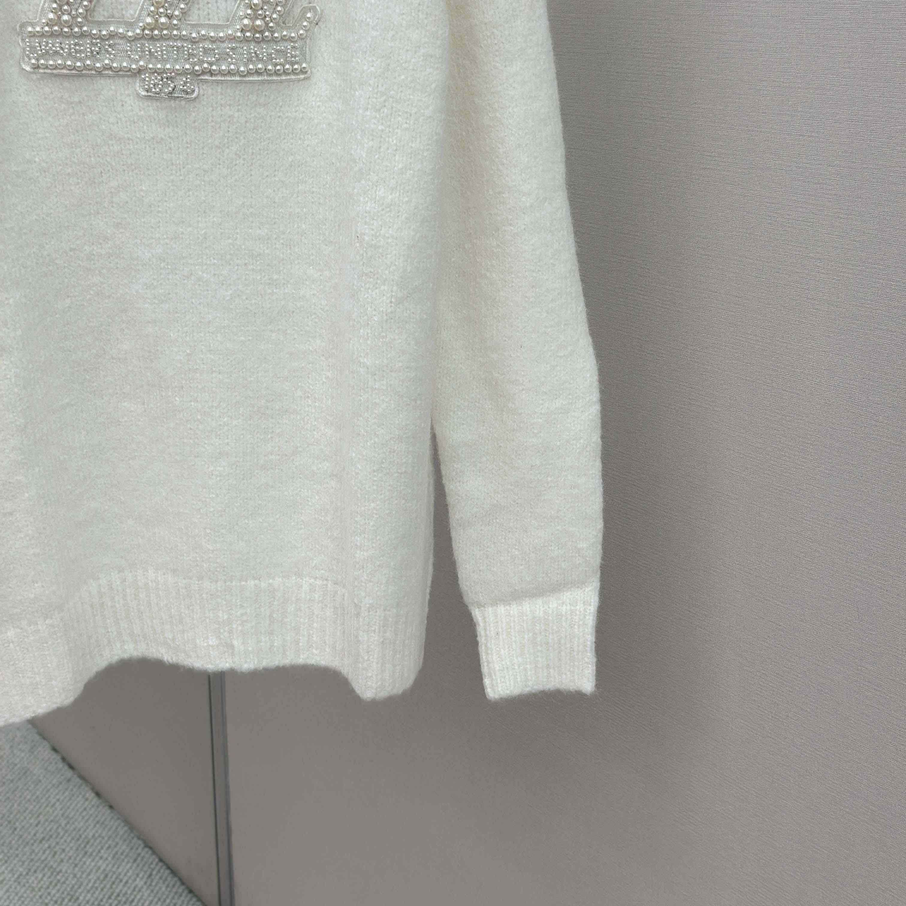 Louis Vuitton Embellished Silk Pullover - DesignerGu