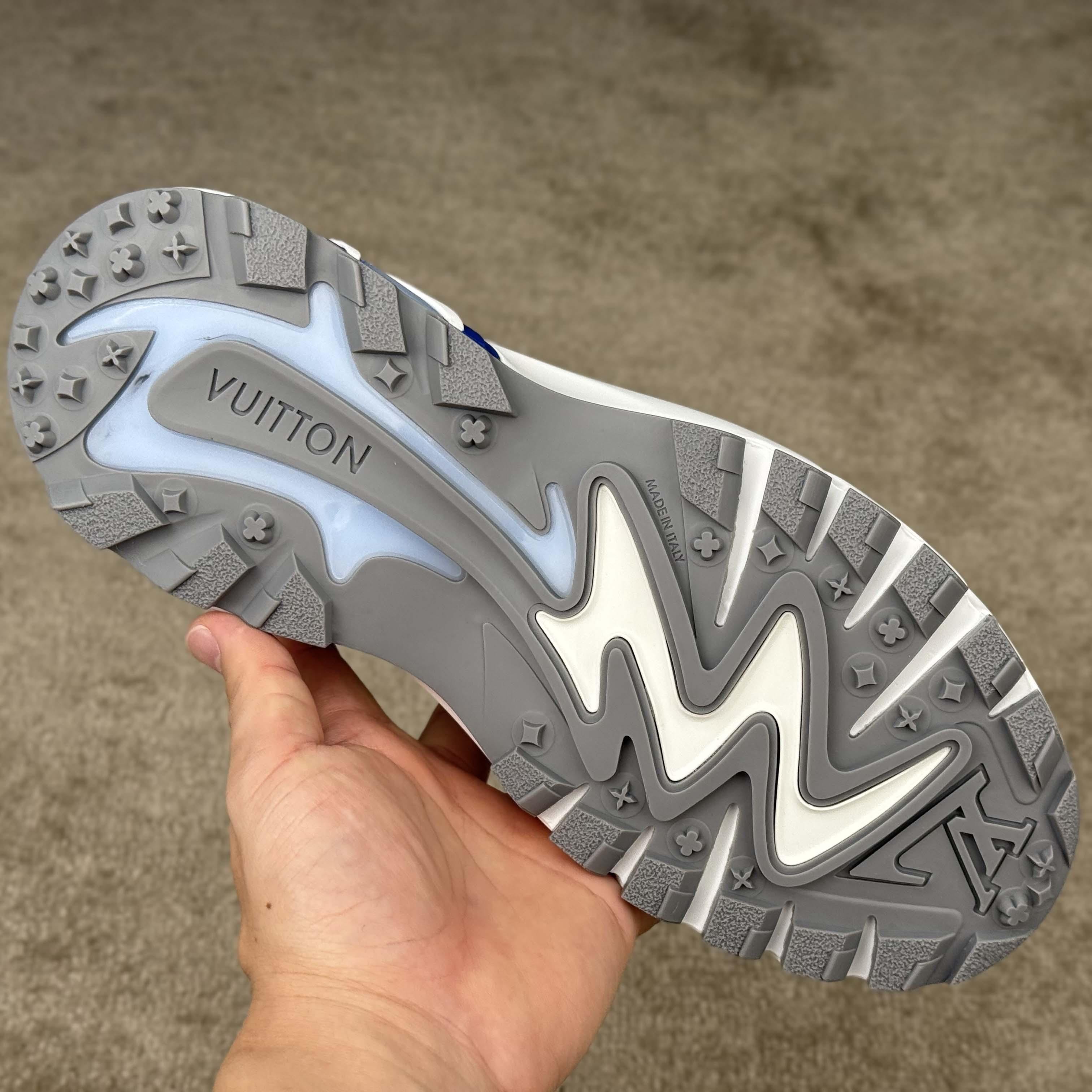 Louis Vuitton LV Runner Tatic Sneaker     1AHTWT - DesignerGu