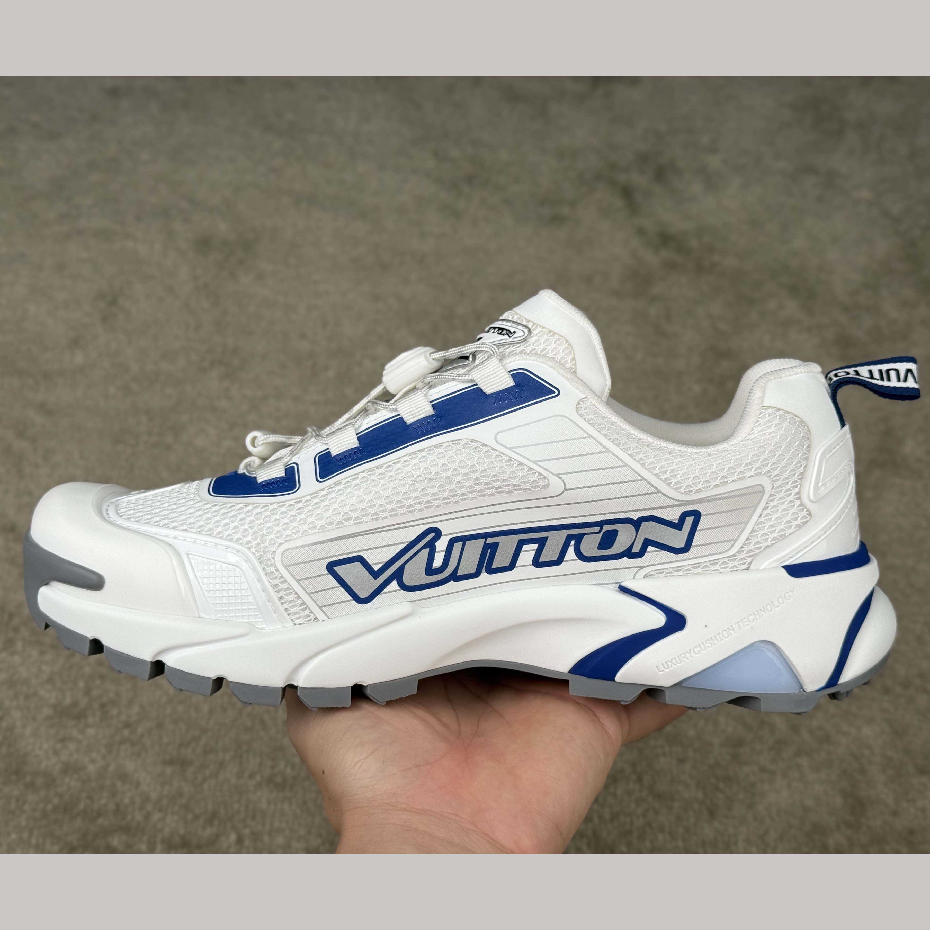 Louis Vuitton LV Runner Tatic Sneaker     1AHTWT - DesignerGu