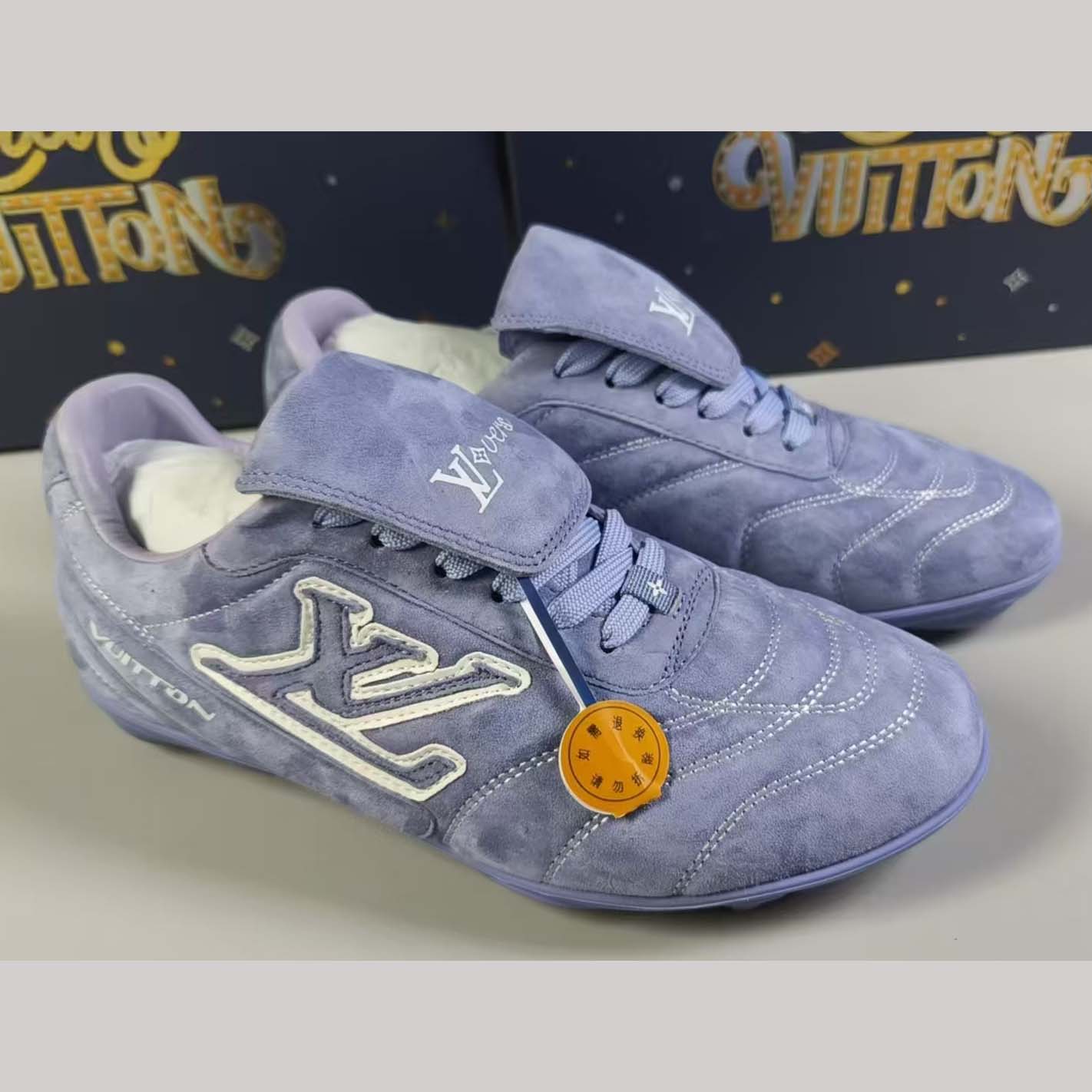Louis Vuitton LV Footprint Soccer   1AHTZ4 - DesignerGu