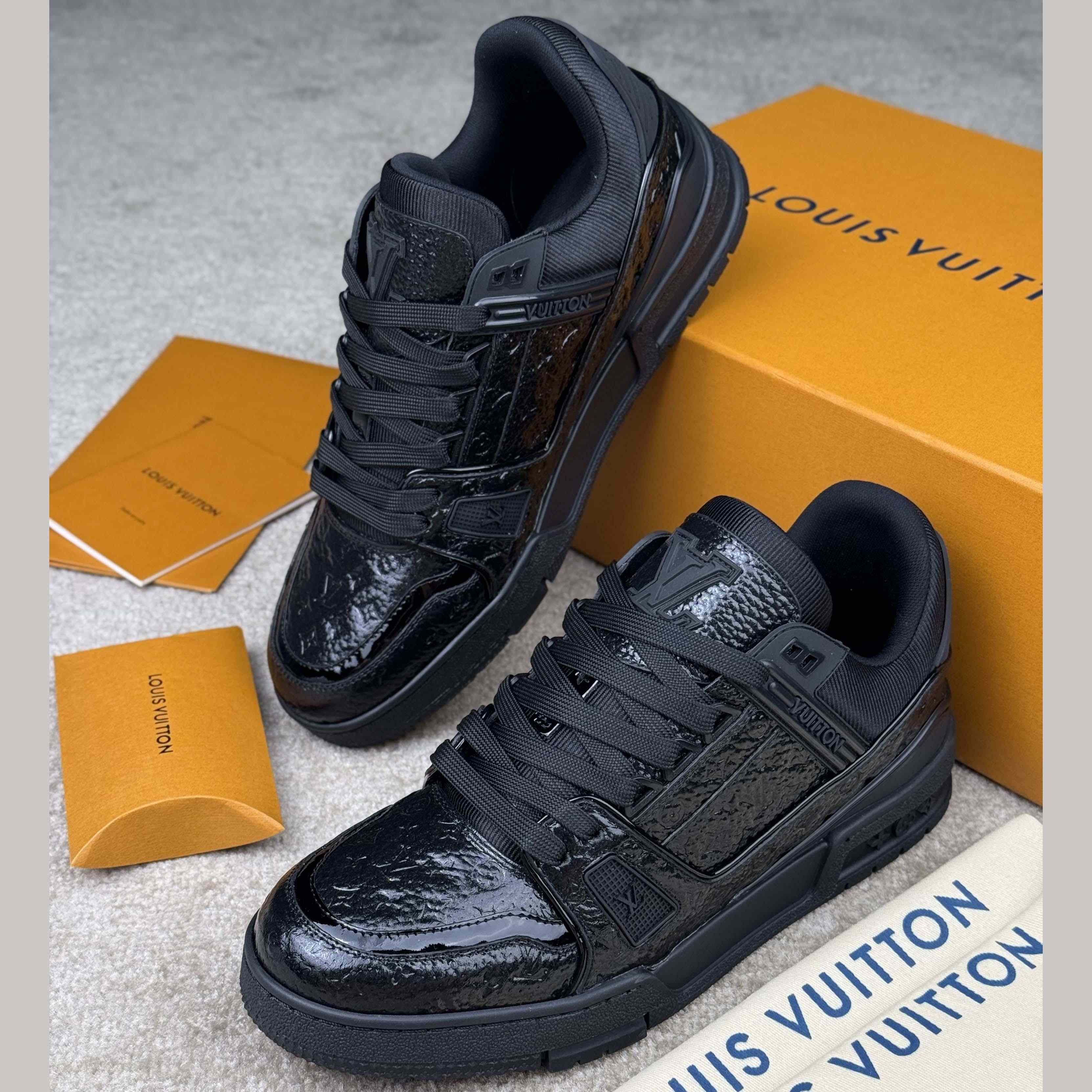 Louis Vuitton LV Trainer Sneaker   1AHTA2 - DesignerGu