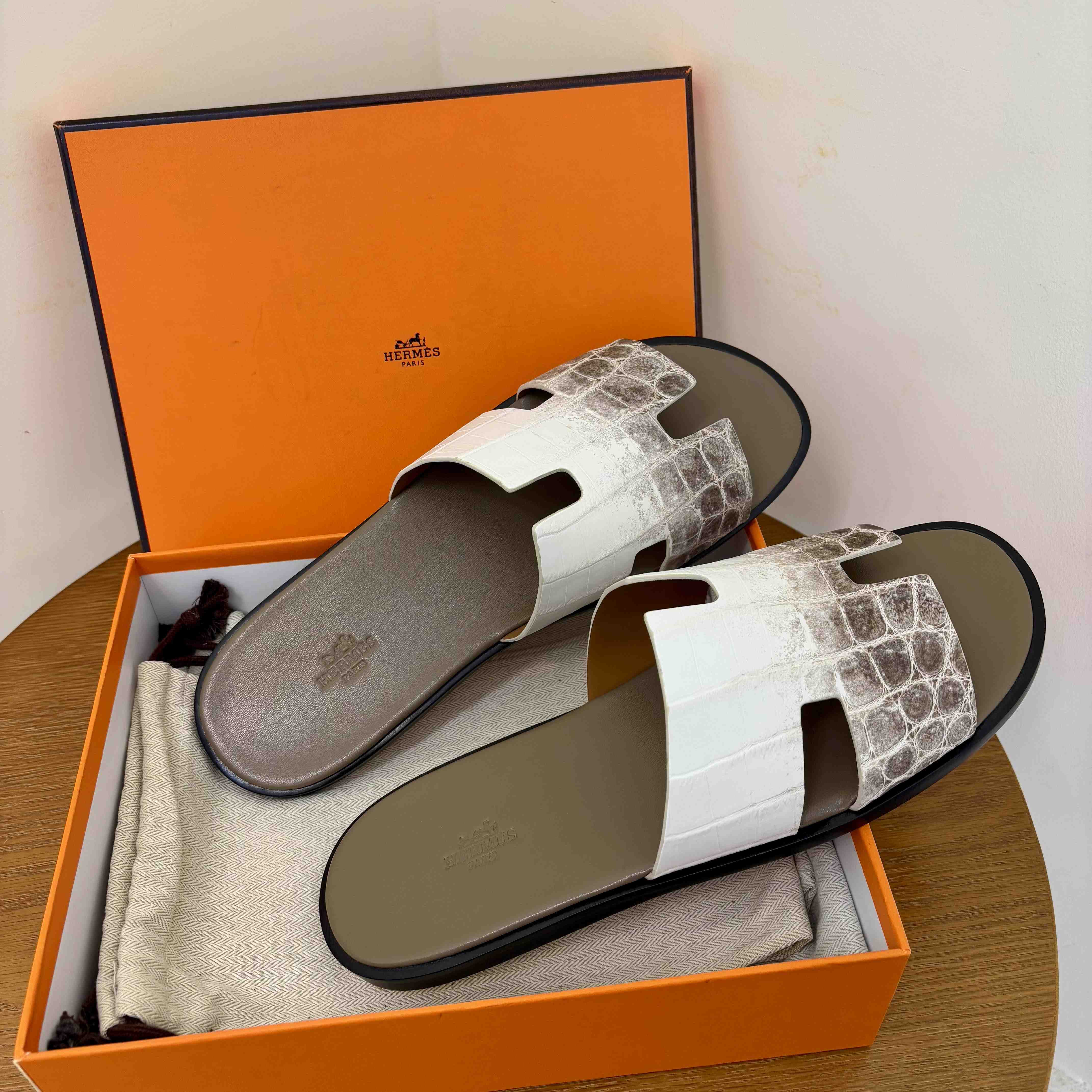 Hermes Izmir Sandal - DesignerGu