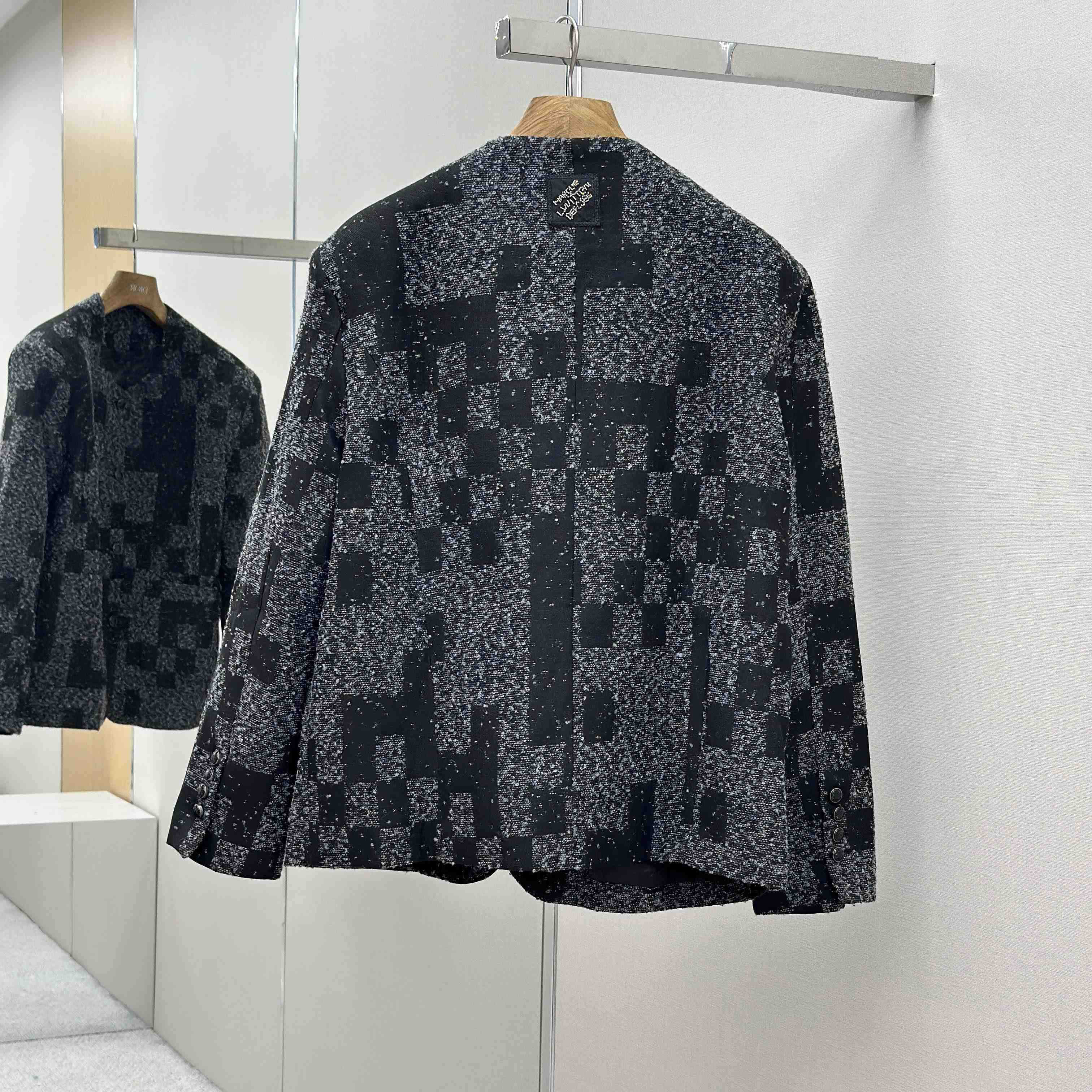 Louis Vuitton Denim Bouclette Collarless Jacket   1AHBR4 - DesignerGu