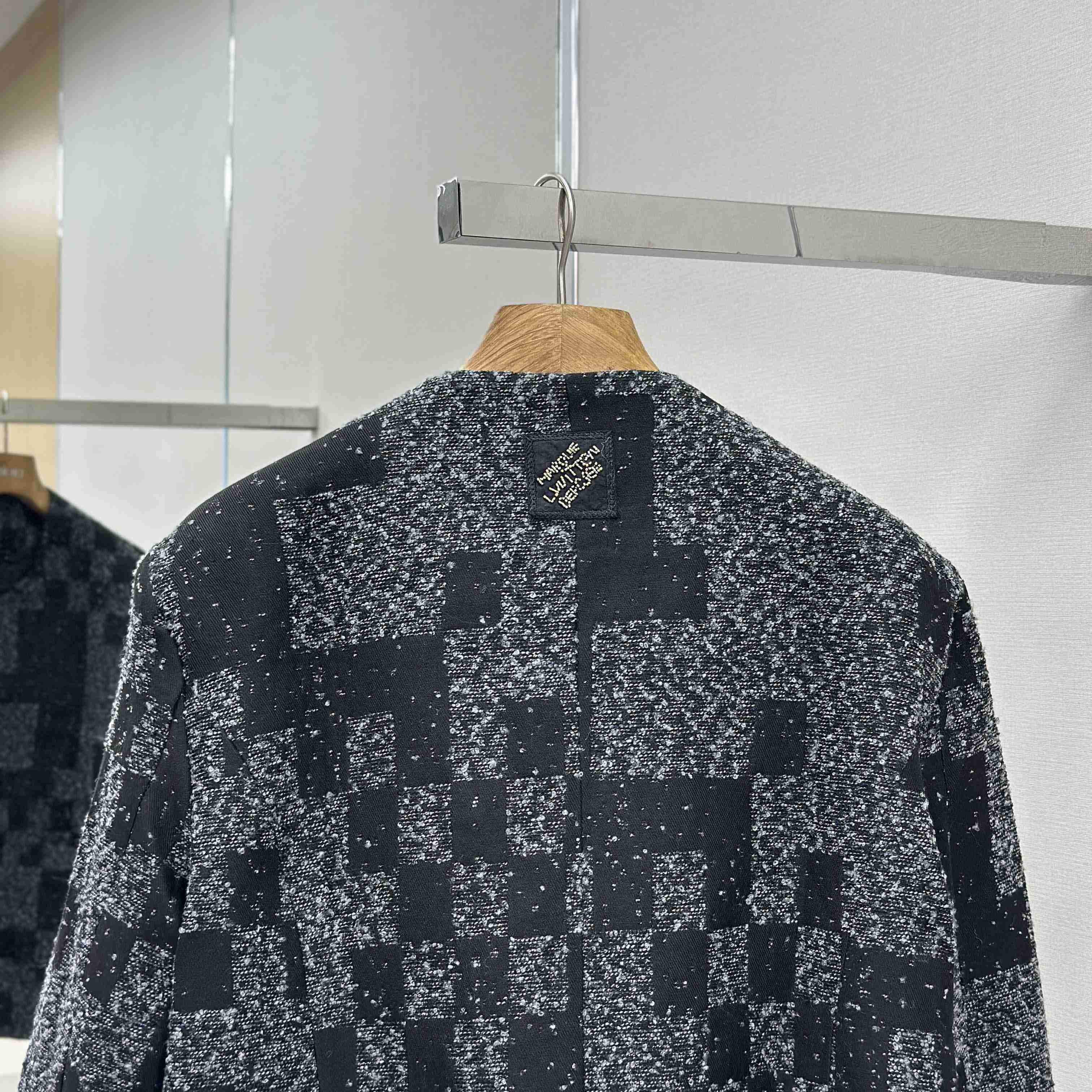 Louis Vuitton Denim Bouclette Collarless Jacket   1AHBR4 - DesignerGu