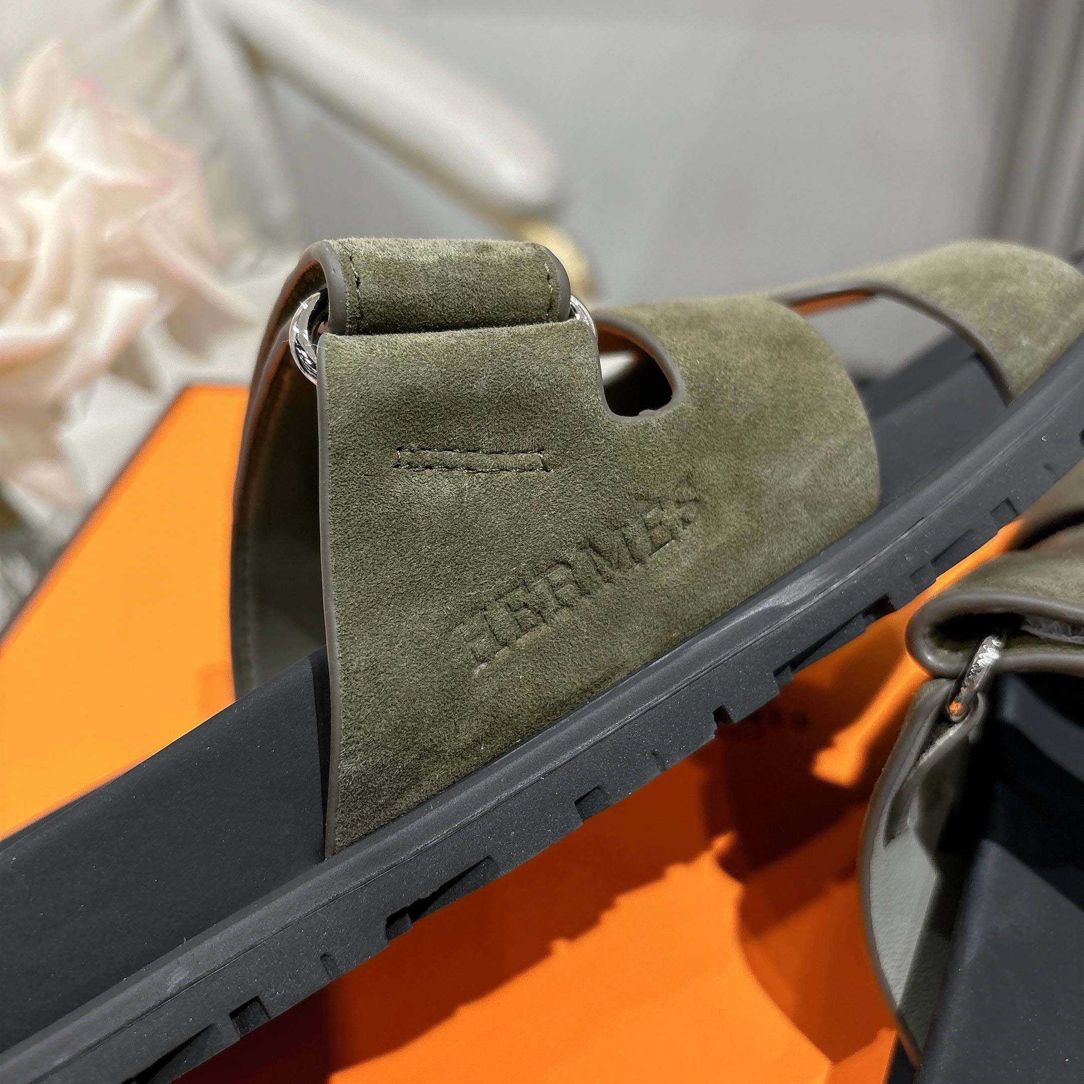 Hermes Chypre Sandal - DesignerGu