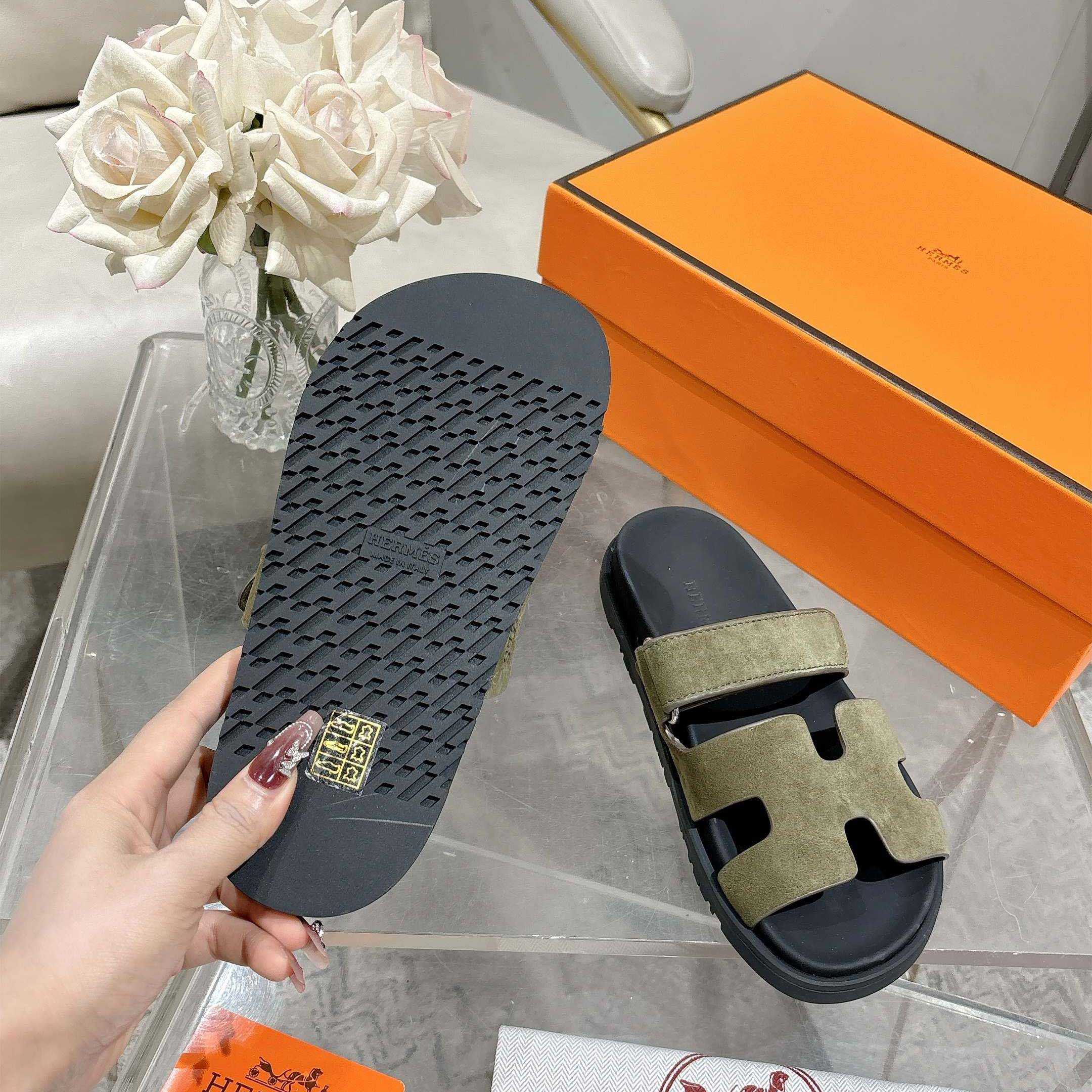 Hermes Chypre Sandal - DesignerGu