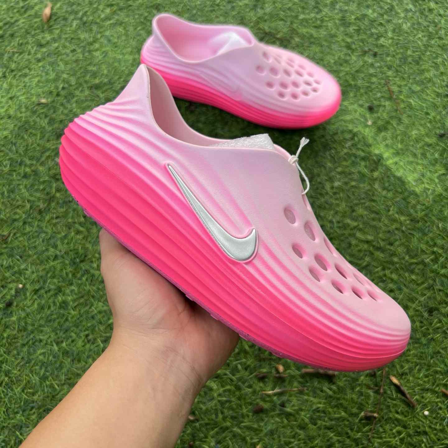 Nike React X Rejuven8 in pink  HV5062-601 - DesignerGu