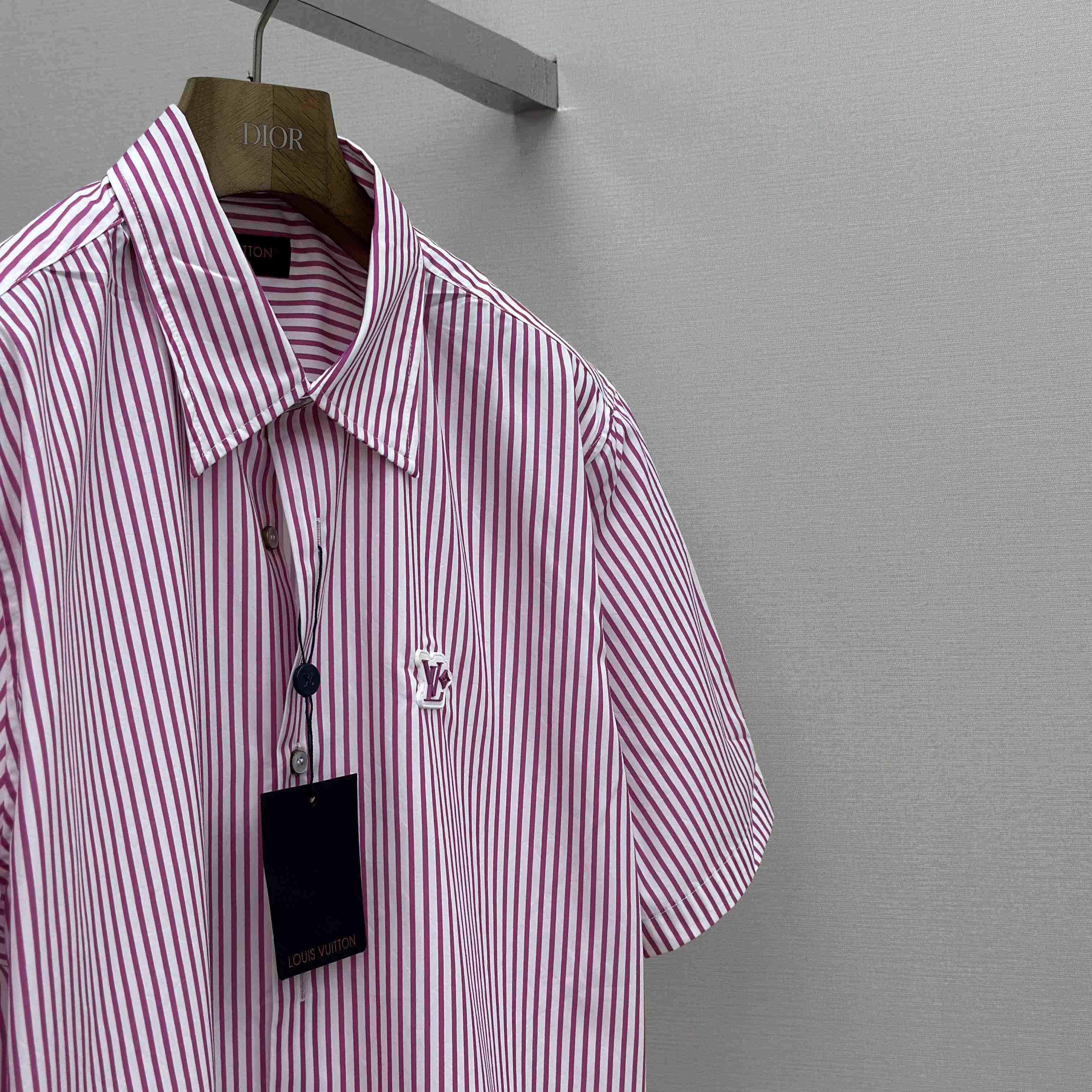 Louis Vuitton Monogram Striped Short-Sleeved Shirt   1AHVX7 - DesignerGu