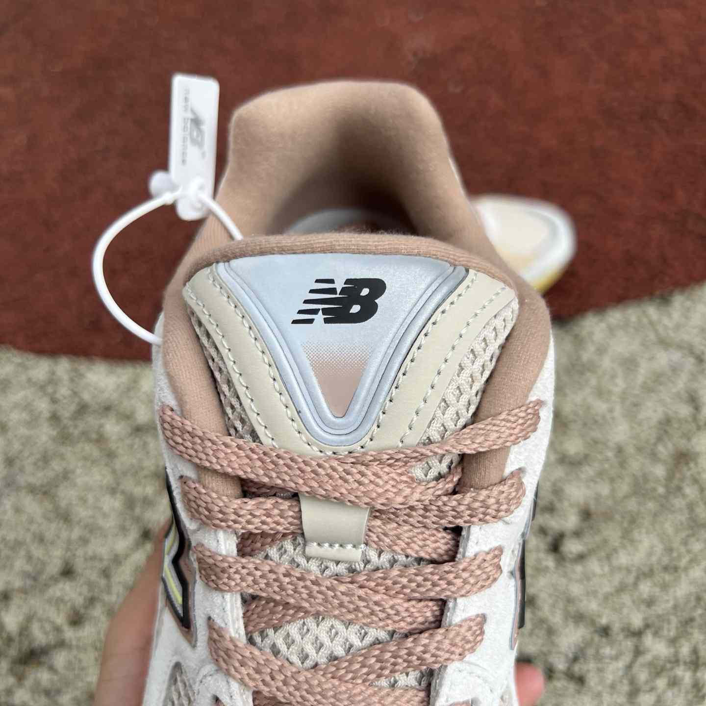 New Balance NB 2010  U2010SGR  - DesignerGu