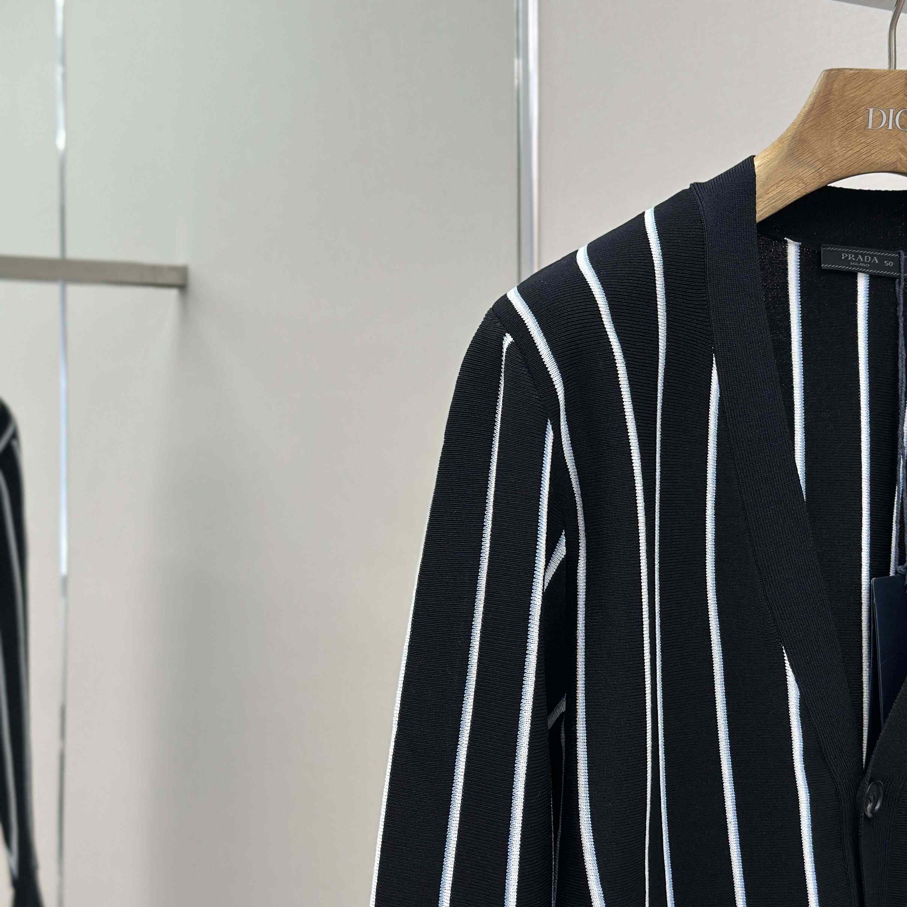 Prada Black Wool Cardigan - DesignerGu