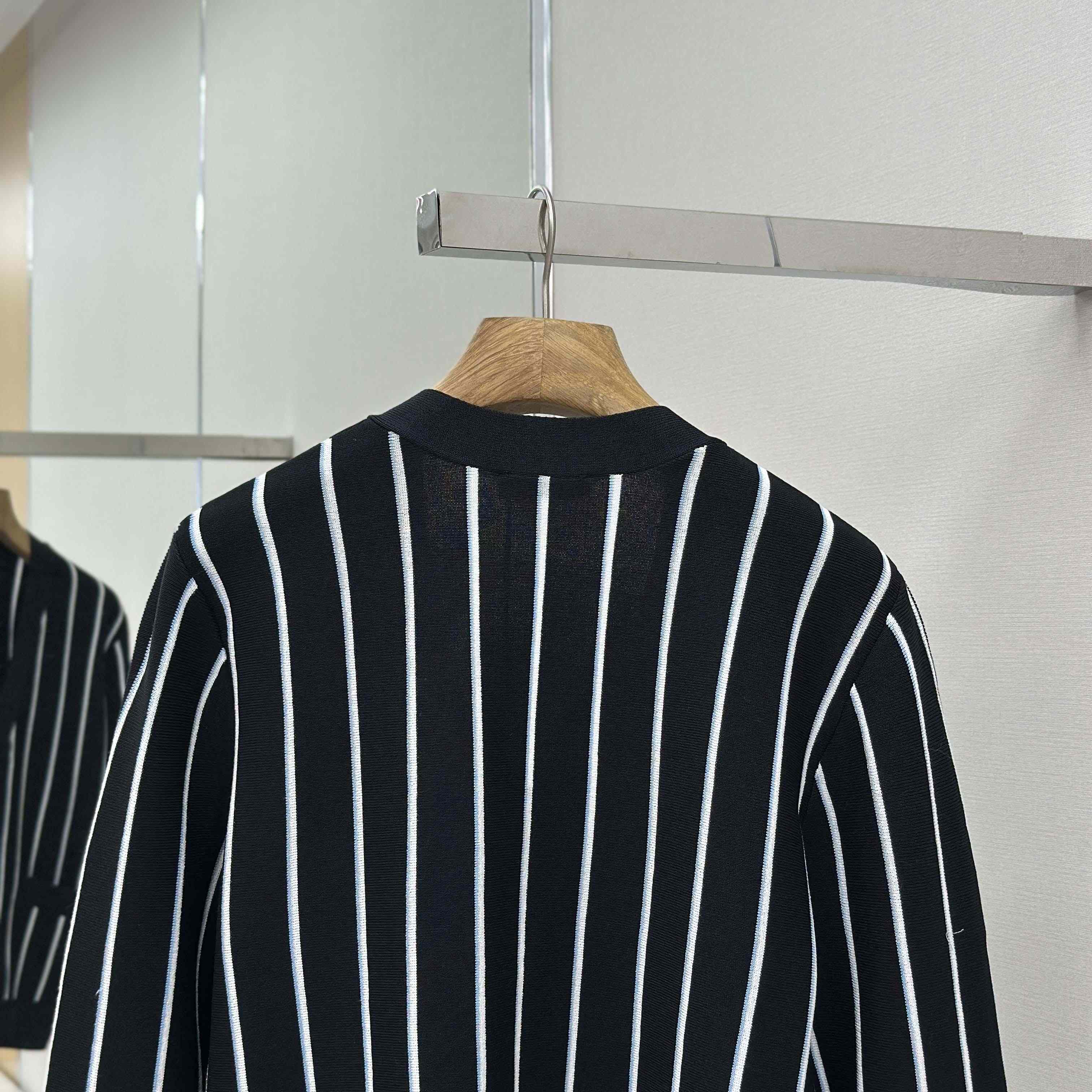 Prada Black Wool Cardigan - DesignerGu