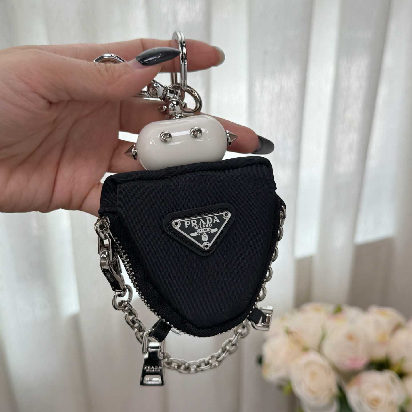 Prada Robot Trick Keychain - DesignerGu