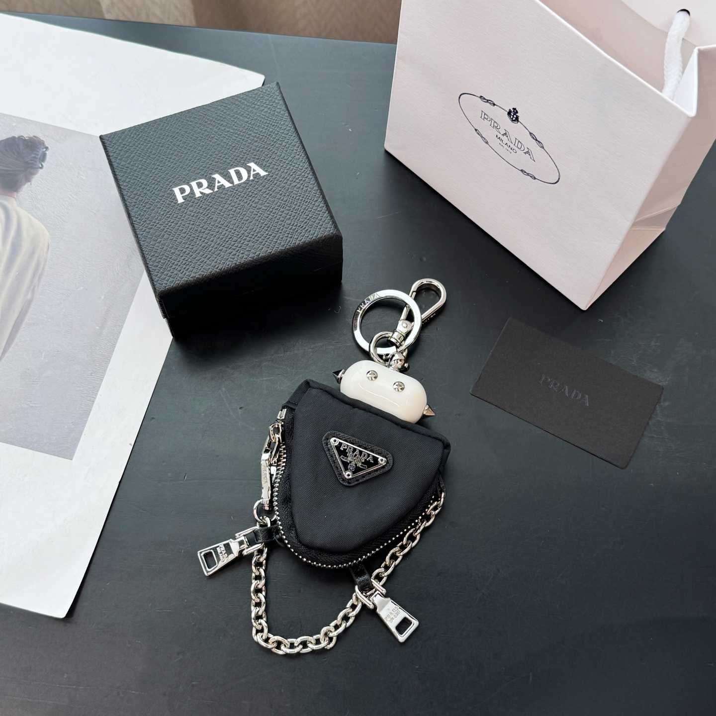 Prada Robot Trick Keychain - DesignerGu