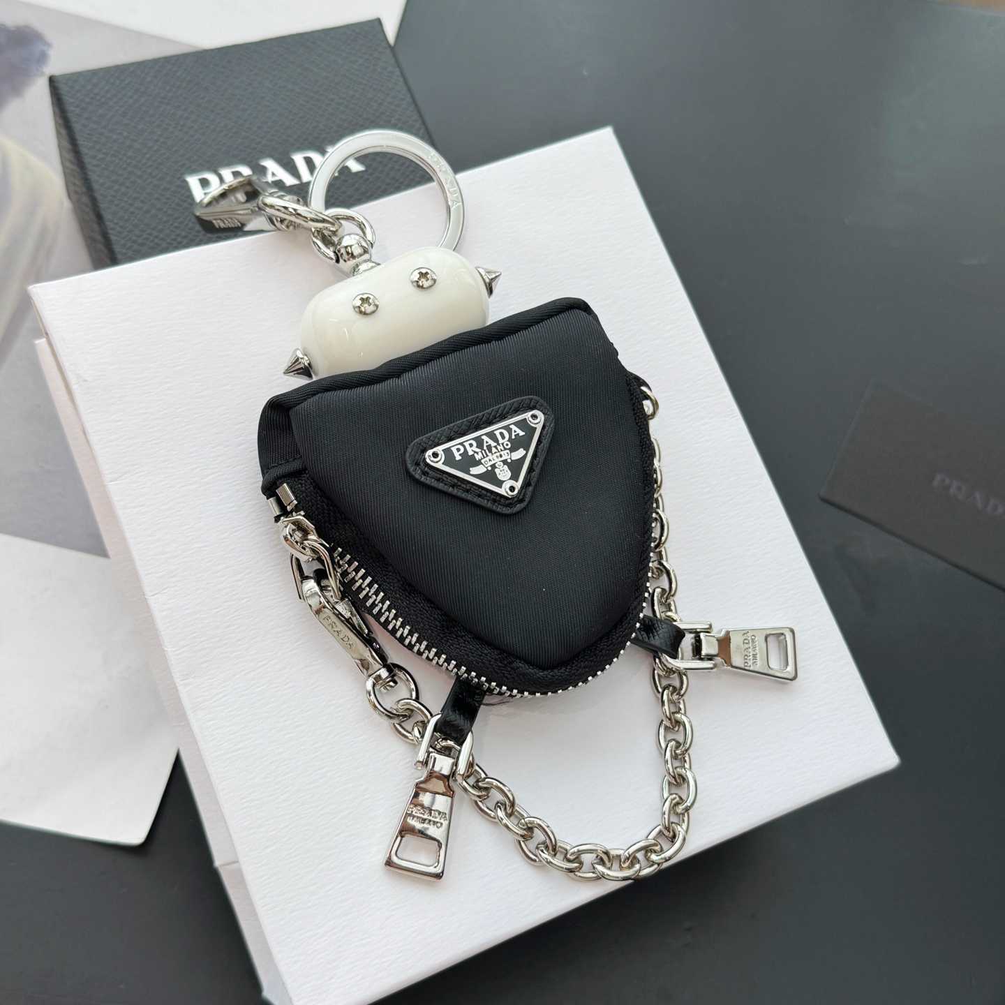 Prada Robot Trick Keychain - DesignerGu