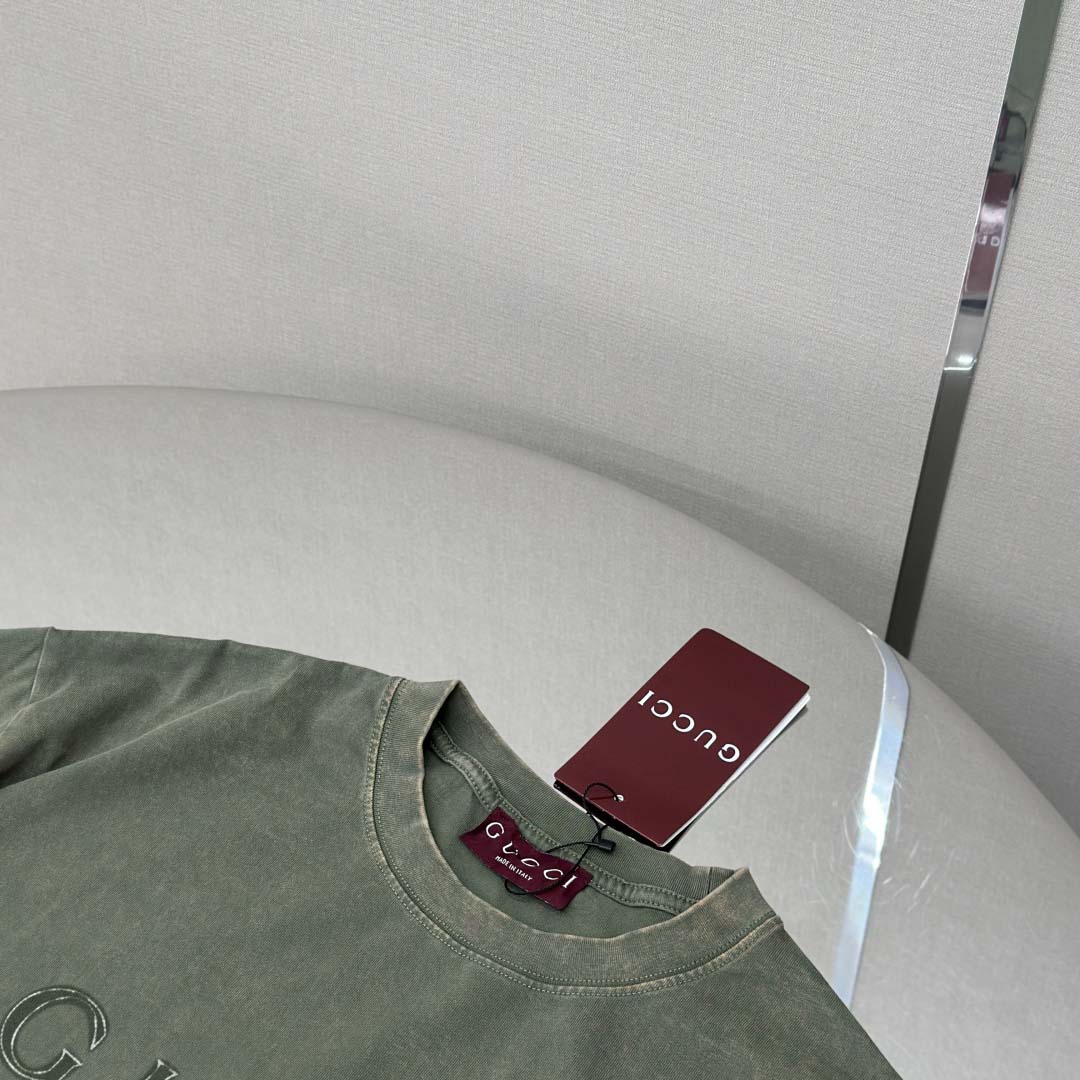 Gucci Cotton jersey T-shirt With Print  - DesignerGu