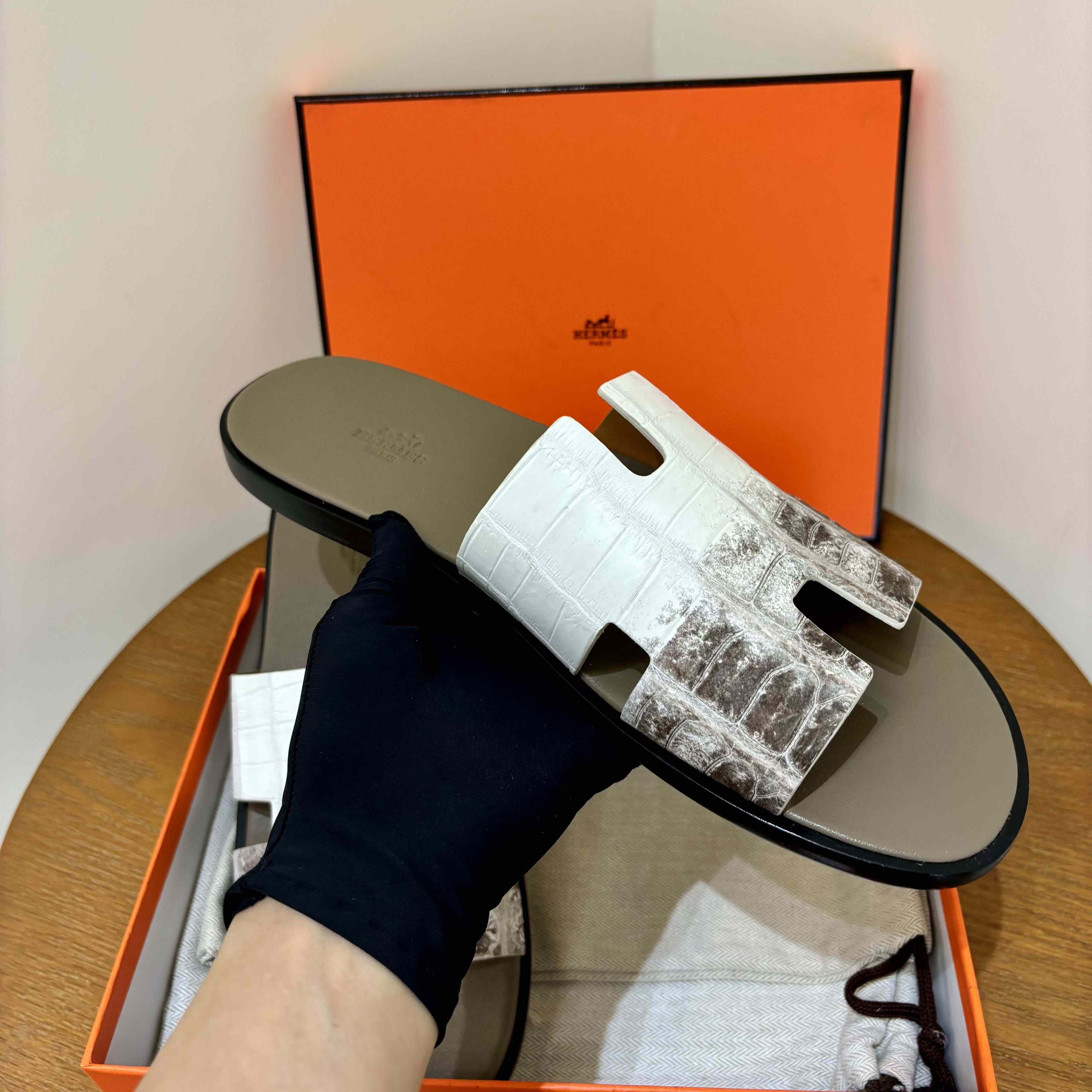 Hermes Izmir Sandal - DesignerGu