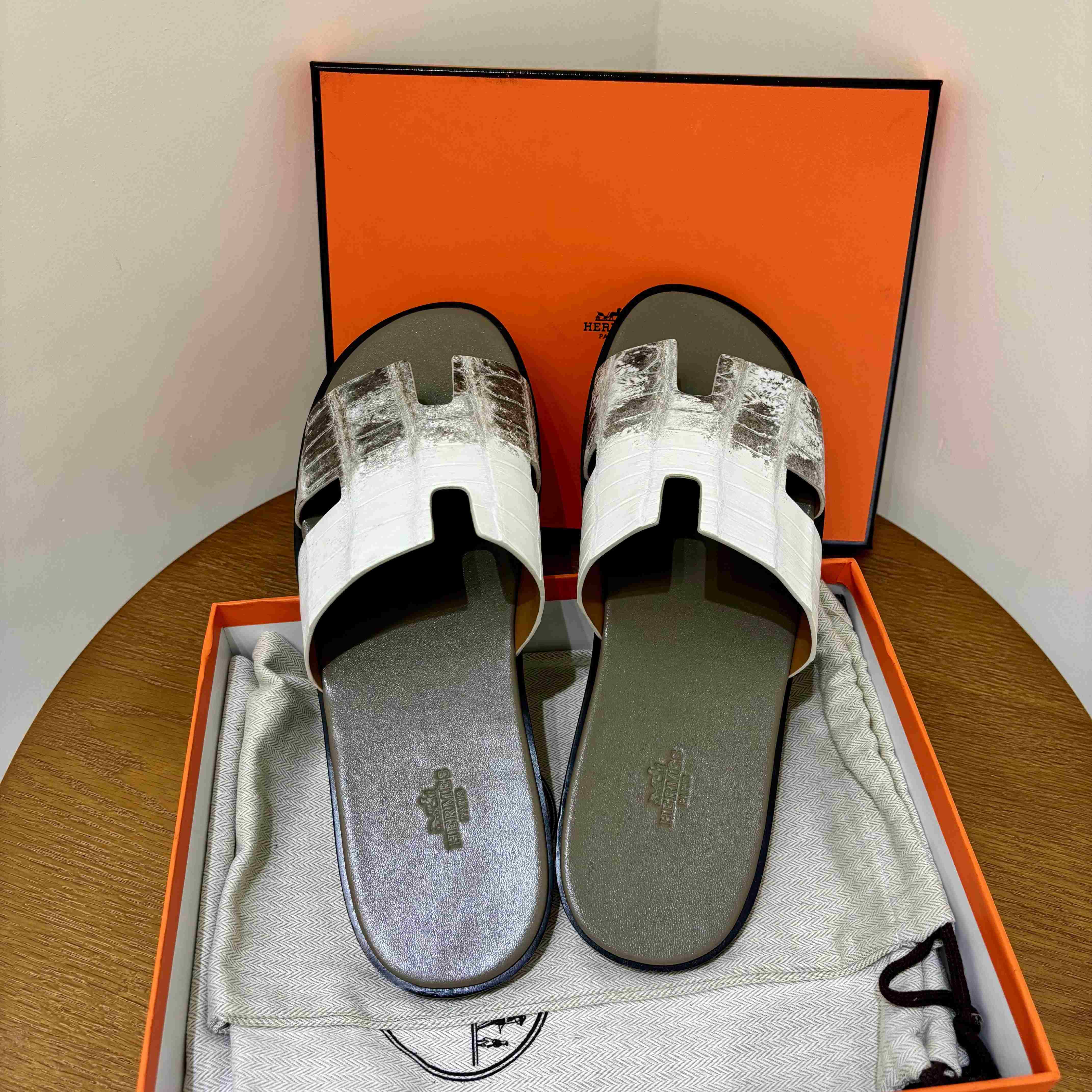 Hermes Izmir Sandal - DesignerGu