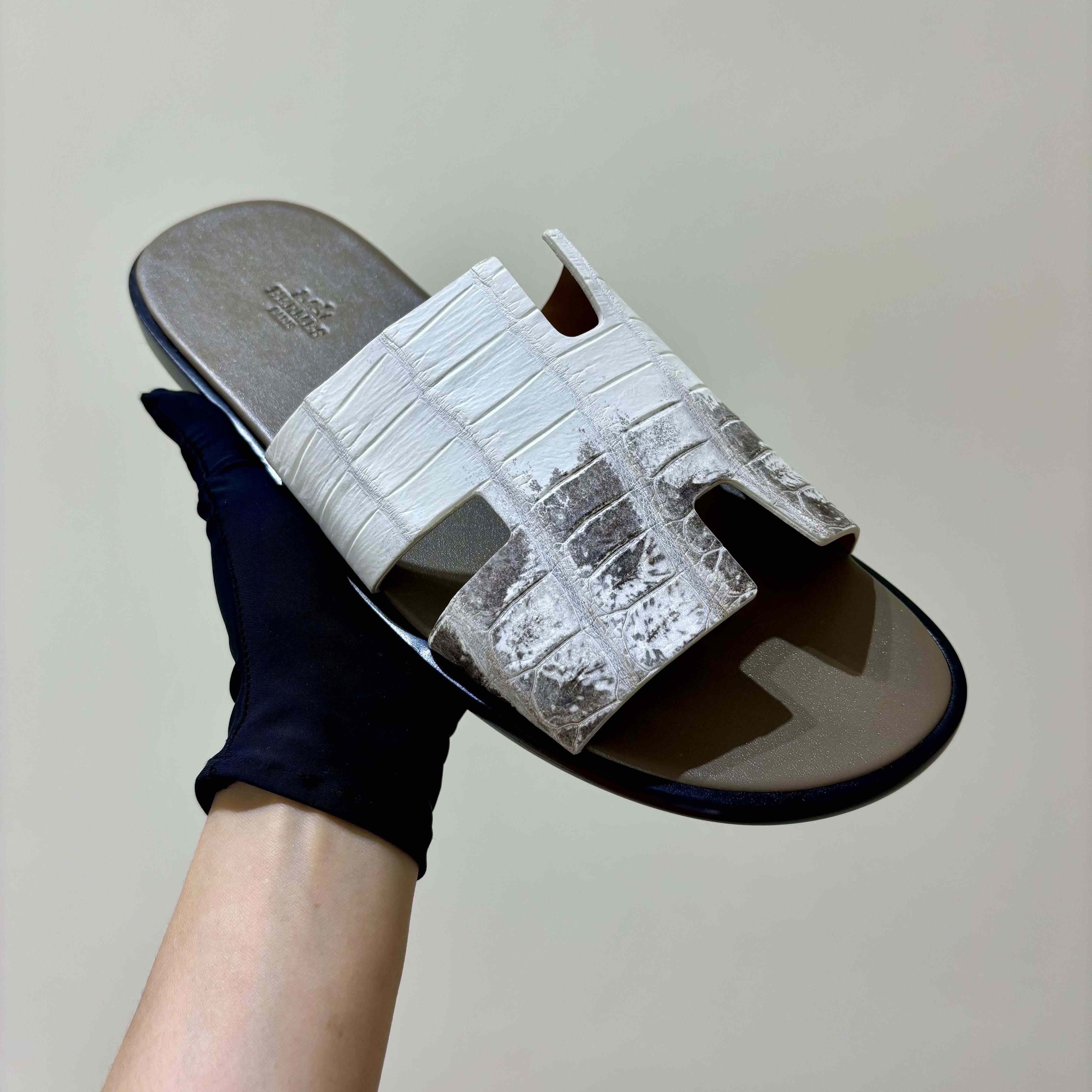 Hermes Izmir Sandal - DesignerGu