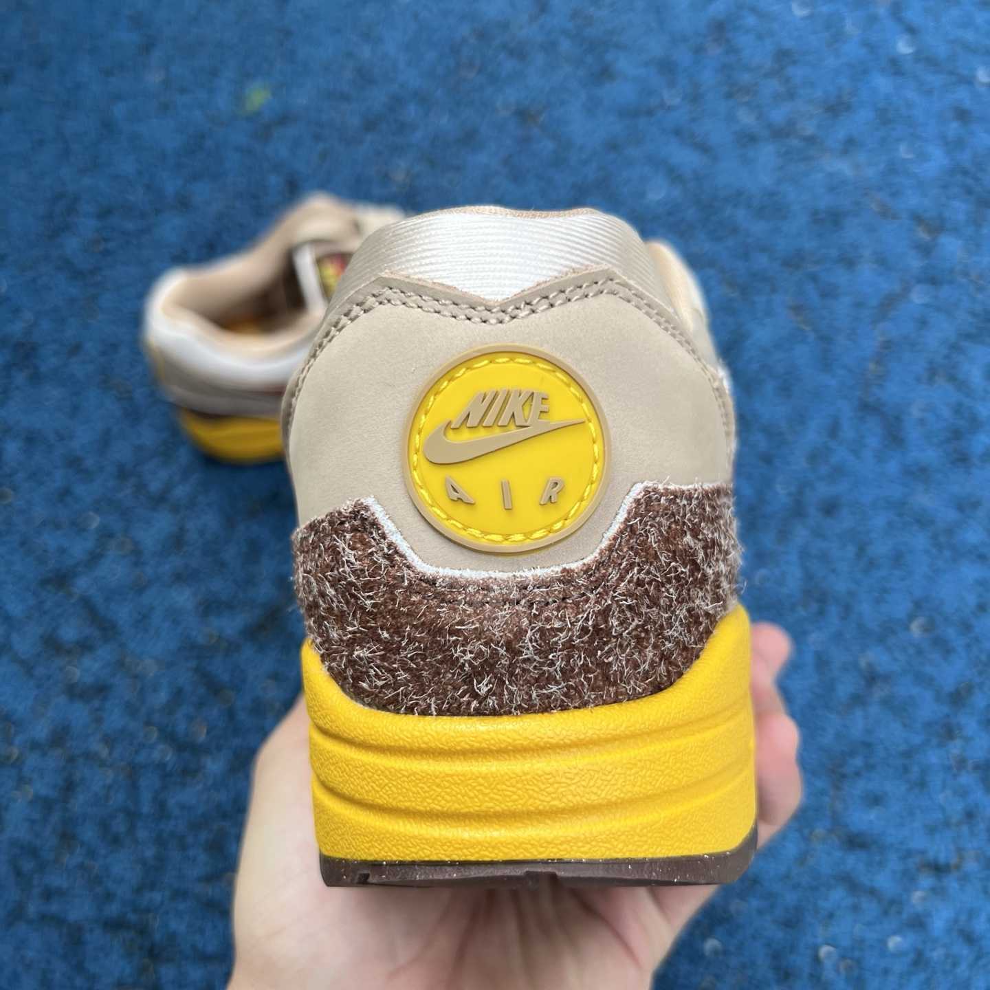 Nike Air Max 1 .SWOOSH Big Head Origins HV5776-200  - DesignerGu