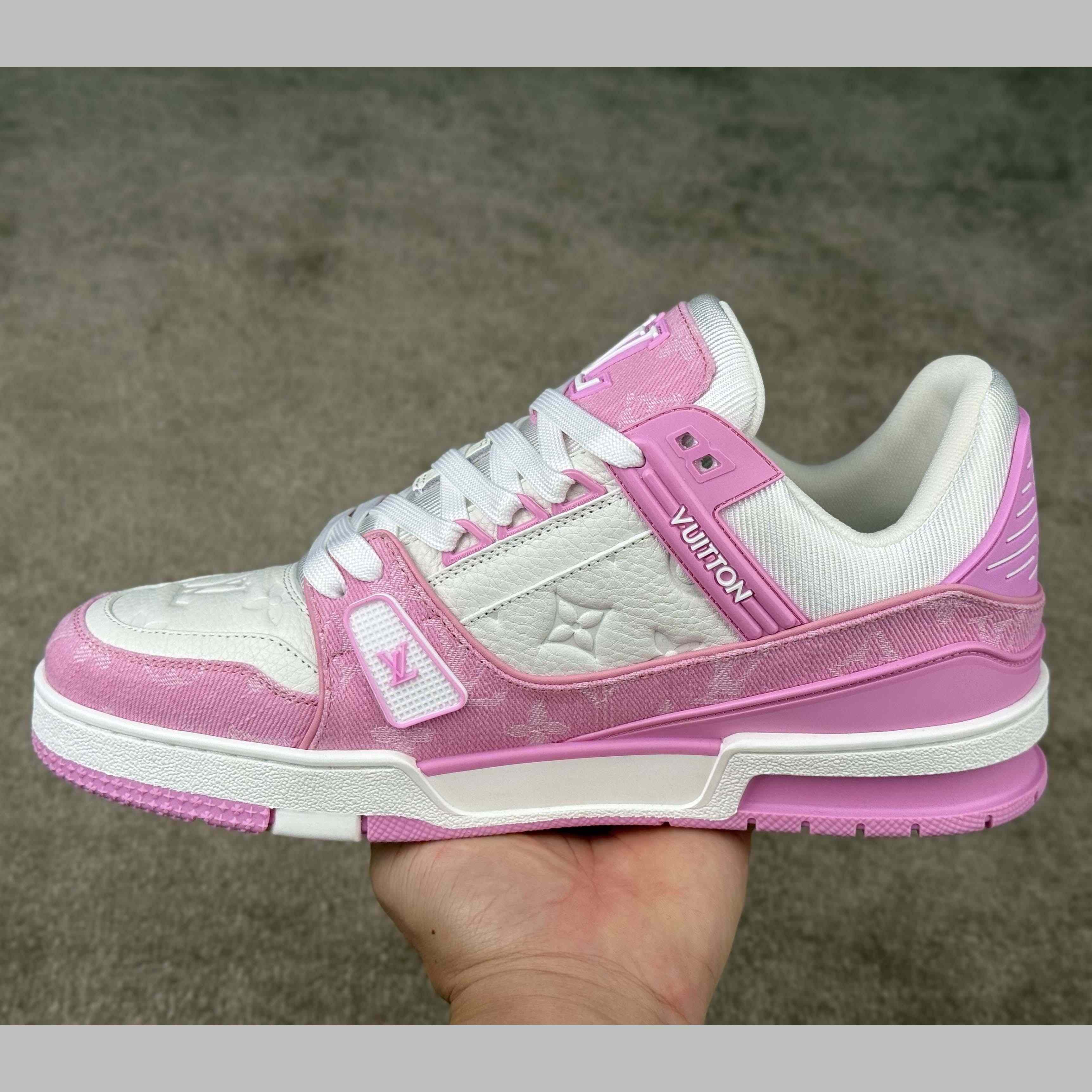 Louis Vuitton LV Trainer Sneaker   1AIKNK - DesignerGu