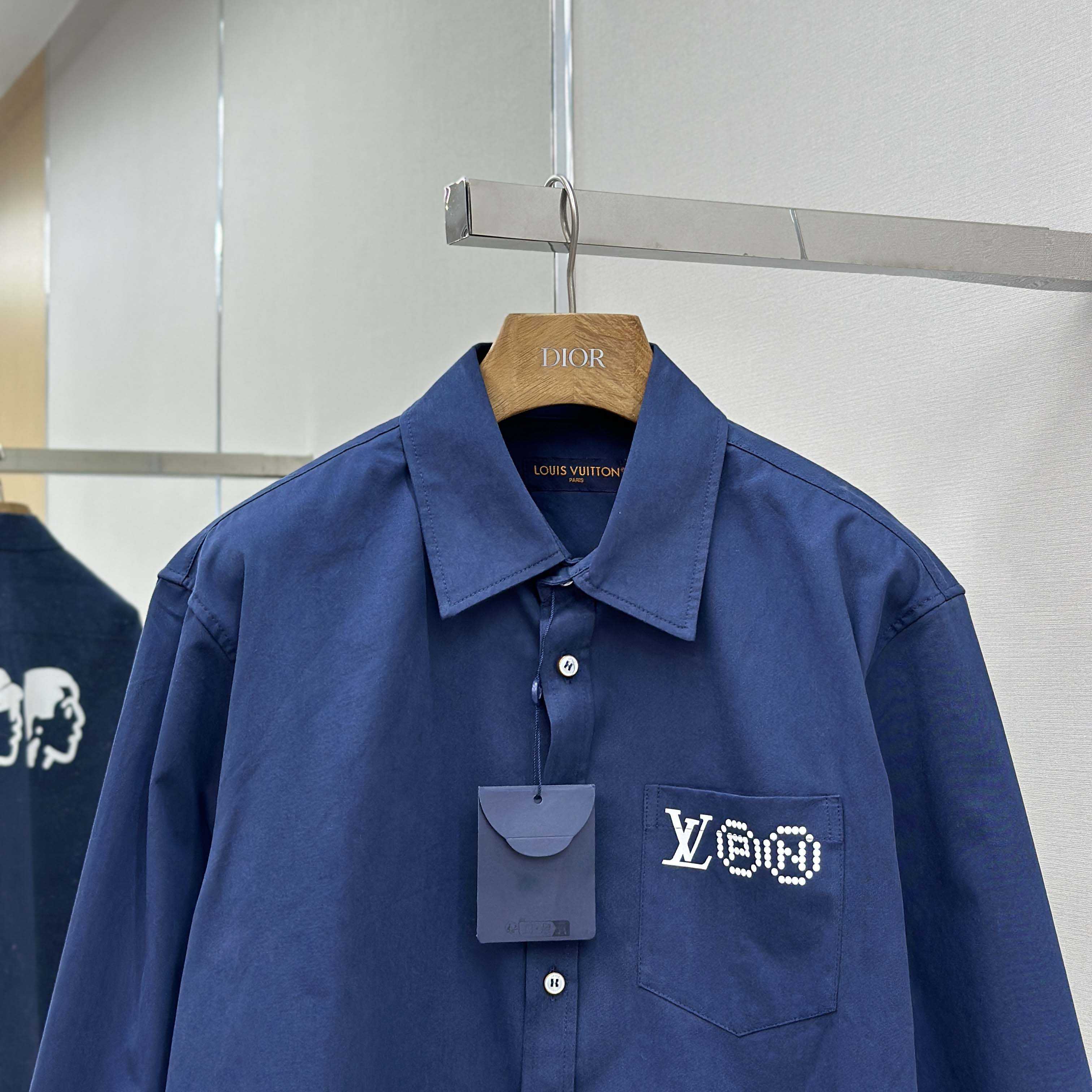 Louis Vuitton Printed Signature Long- Sleeved Shirt   1AIMIR - DesignerGu