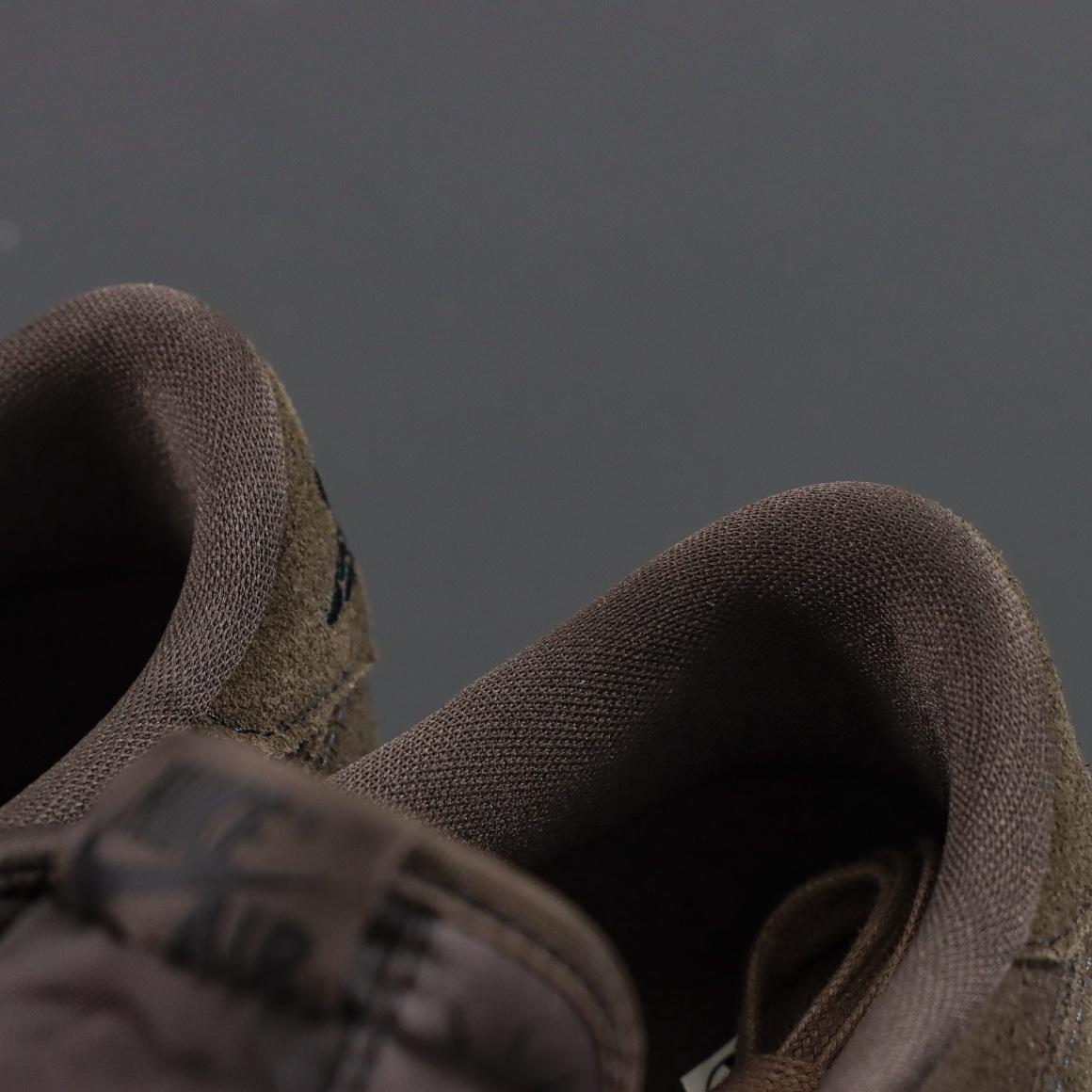 Travis Scott x Air Jordan 1 Low OG 