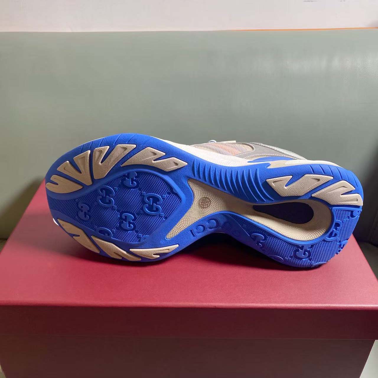 Gucci Men's Gucci 2.0 Sneaker - DesignerGu