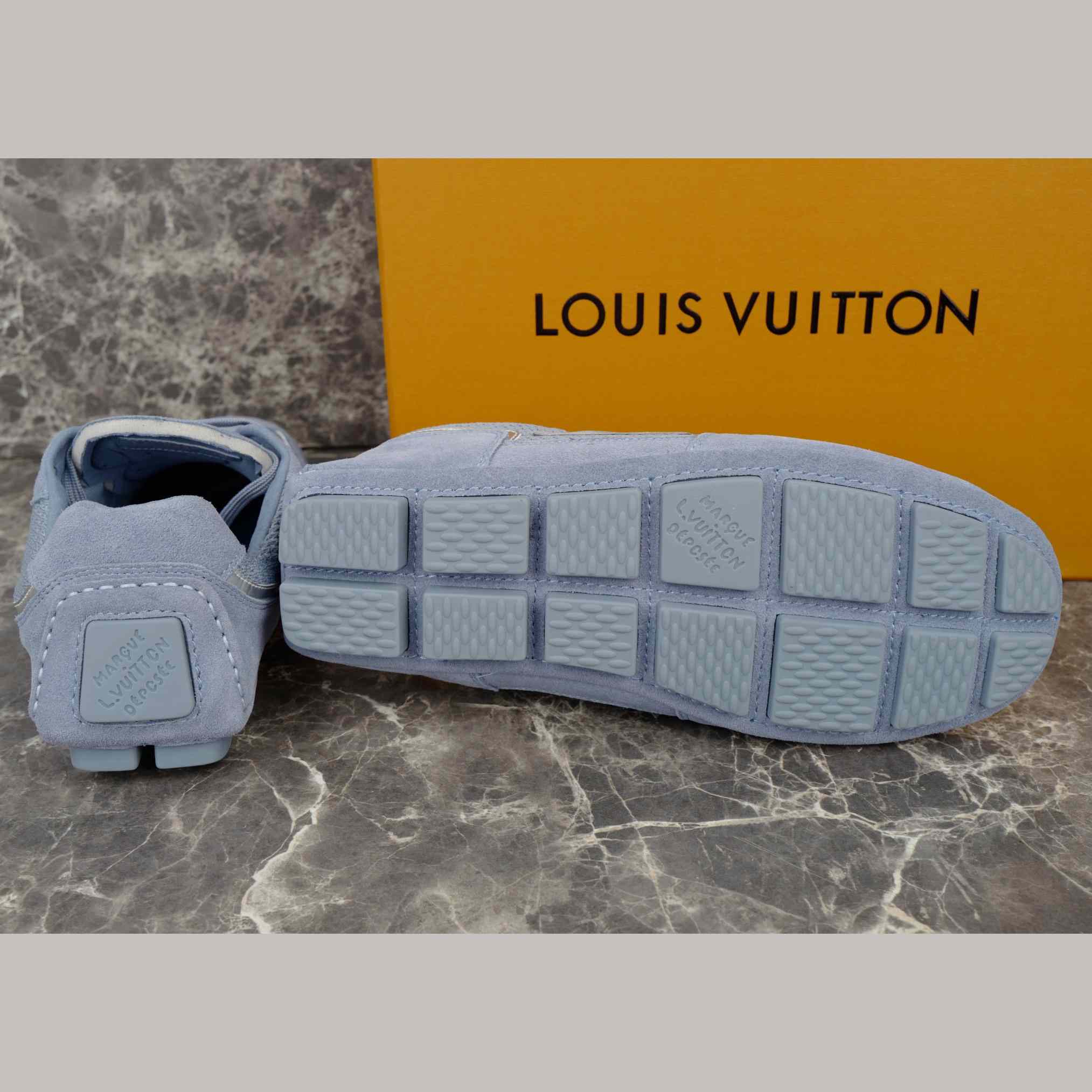 Louis Vuitton LV Rally Sneaker   1AHU29 - DesignerGu