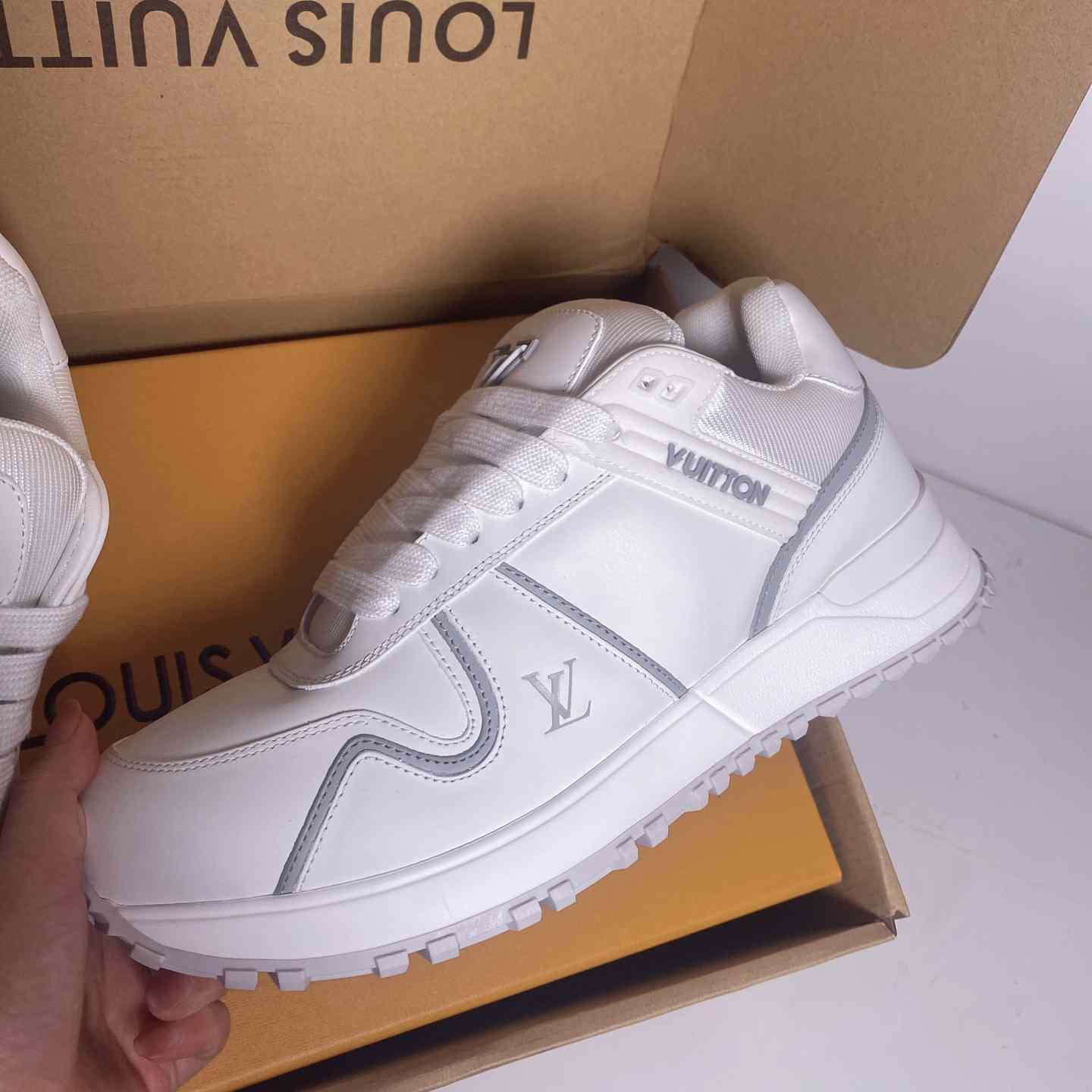 Louis Vuitton Run Away Maxi Sneaker   1AHSRM - DesignerGu