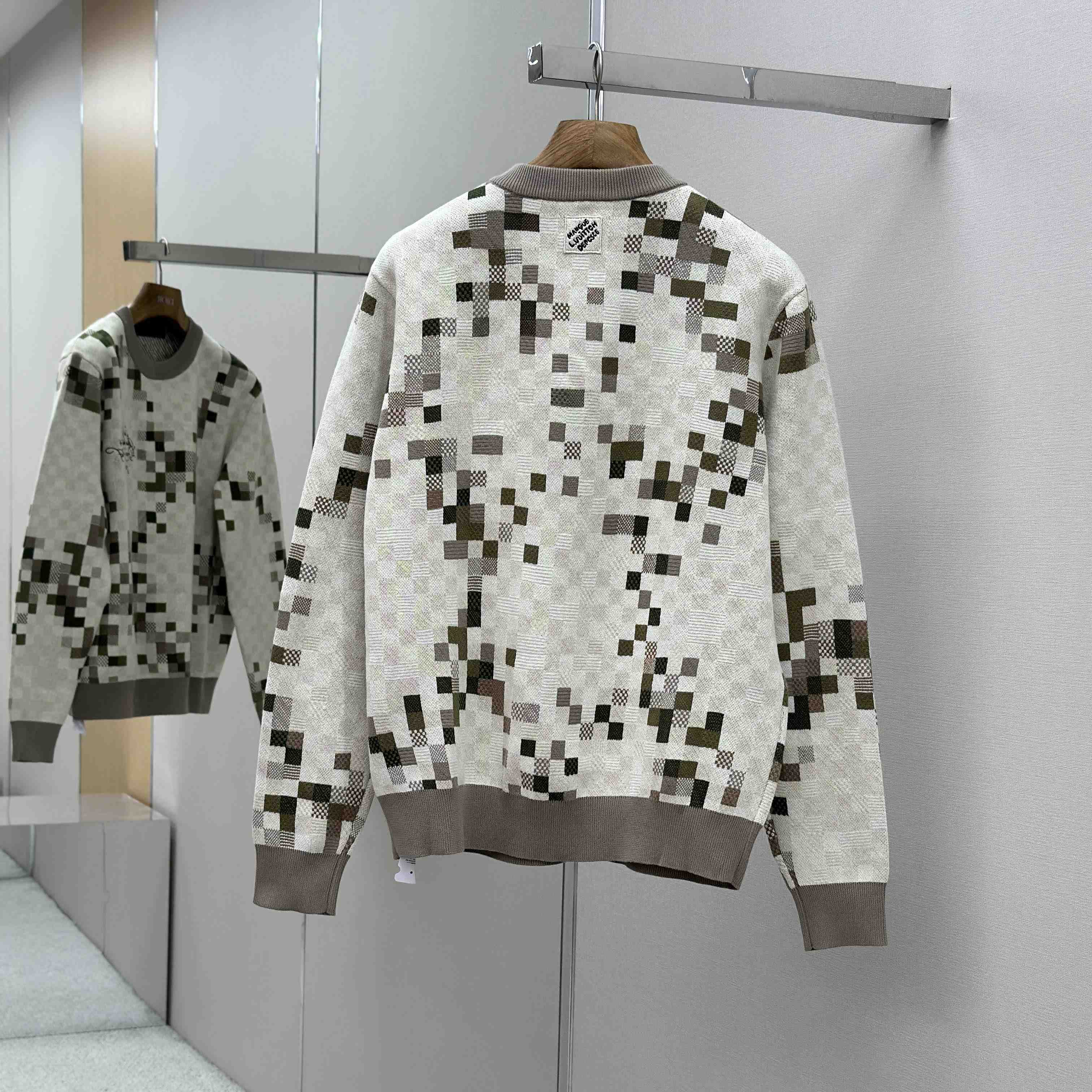 Louis Vuitton Graphic Crewneck   - DesignerGu