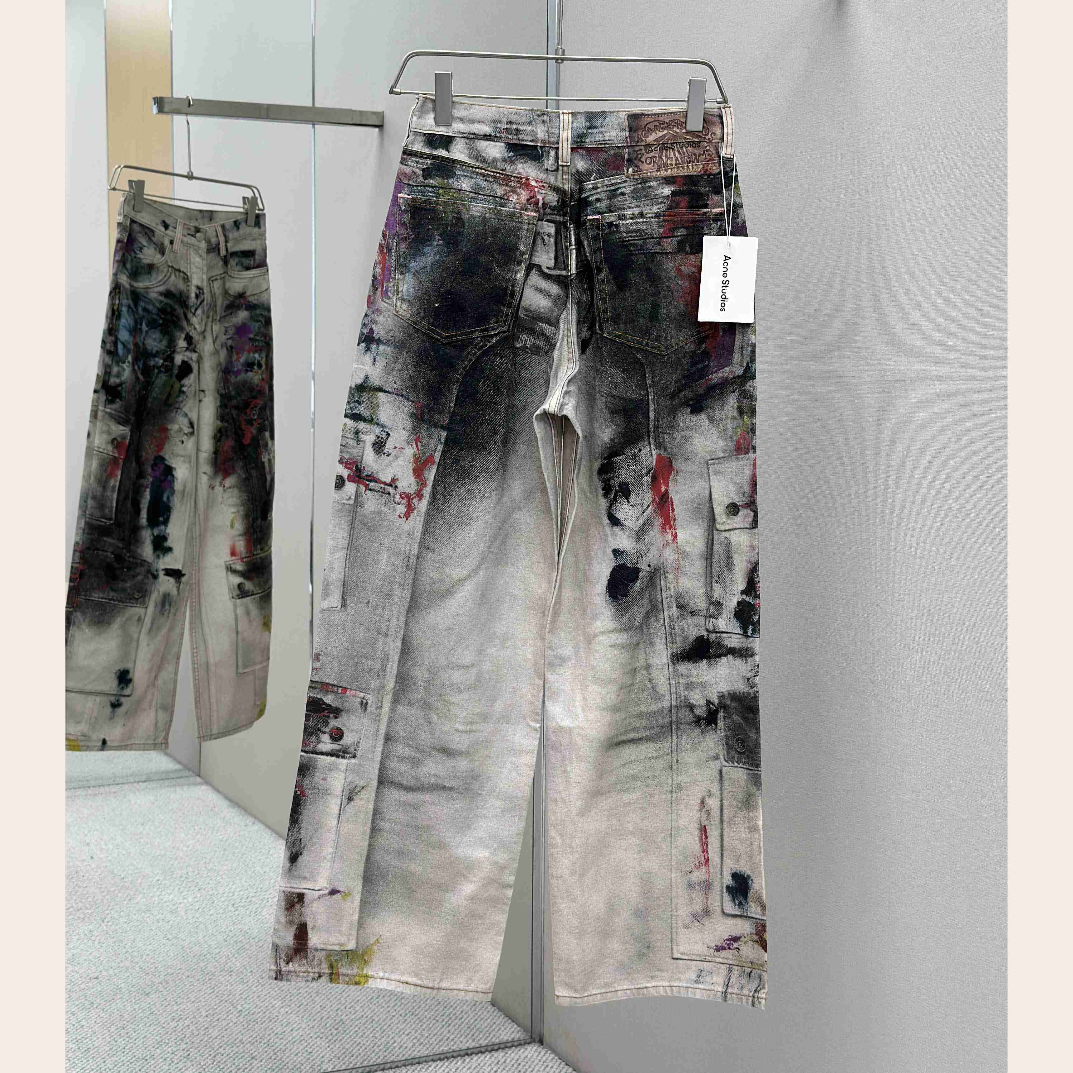 Acne Studios Loose Fit Jeans - 1981 - DesignerGu