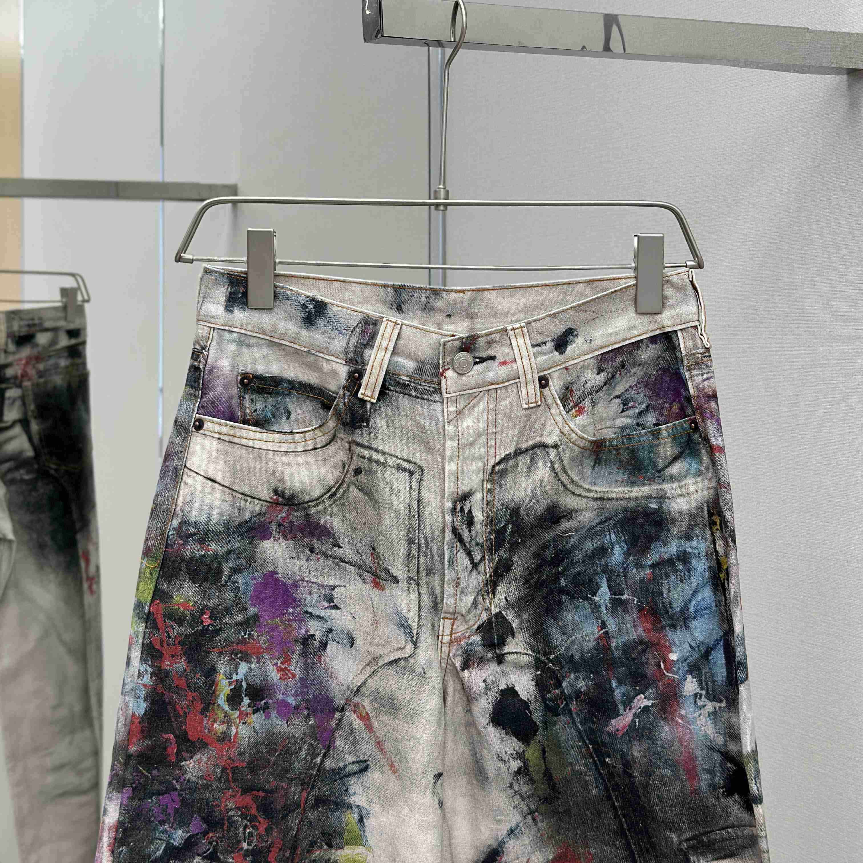 Acne Studios Loose Fit Jeans - 1981 - DesignerGu