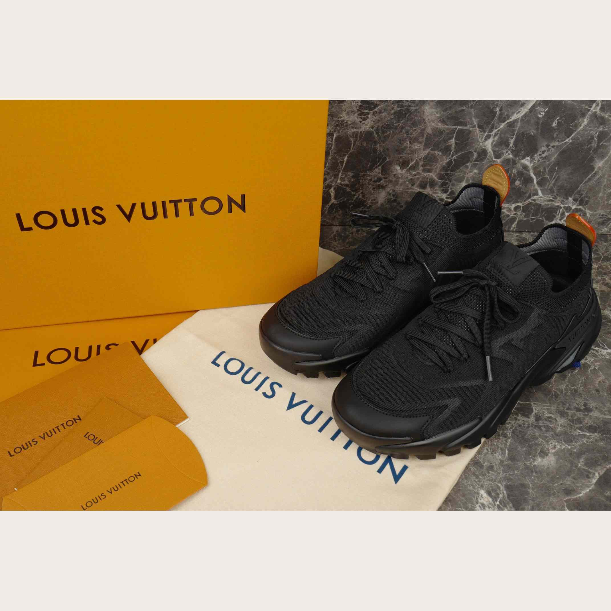 Louis Vuitton LV Runner Tatic Sneaker   1AILJ2 - DesignerGu