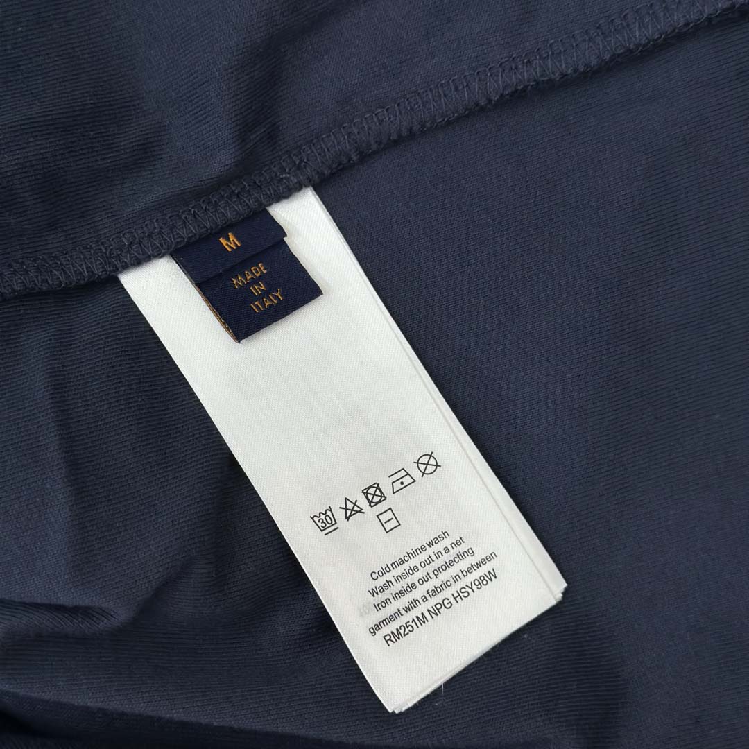 Louis Vuitton Embroidered Signature Hoodie   1AHW68 - DesignerGu