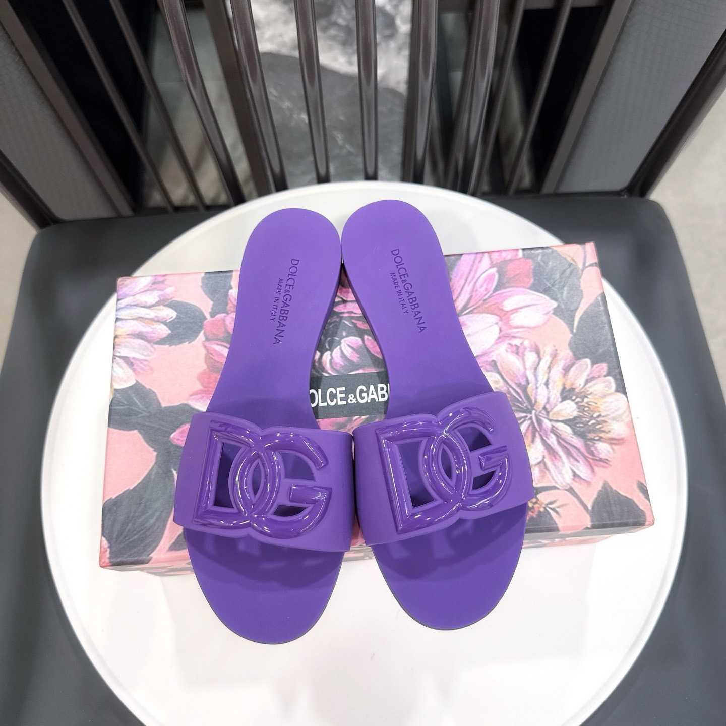 Dolce & Gabbana DG-logo Sandals - DesignerGu