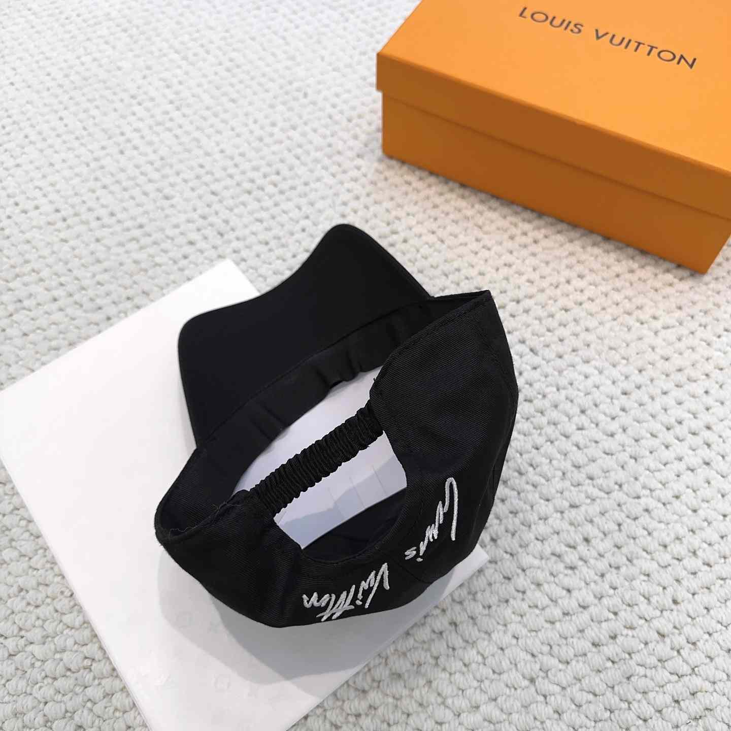 Louis Vuitton Cap - DesignerGu