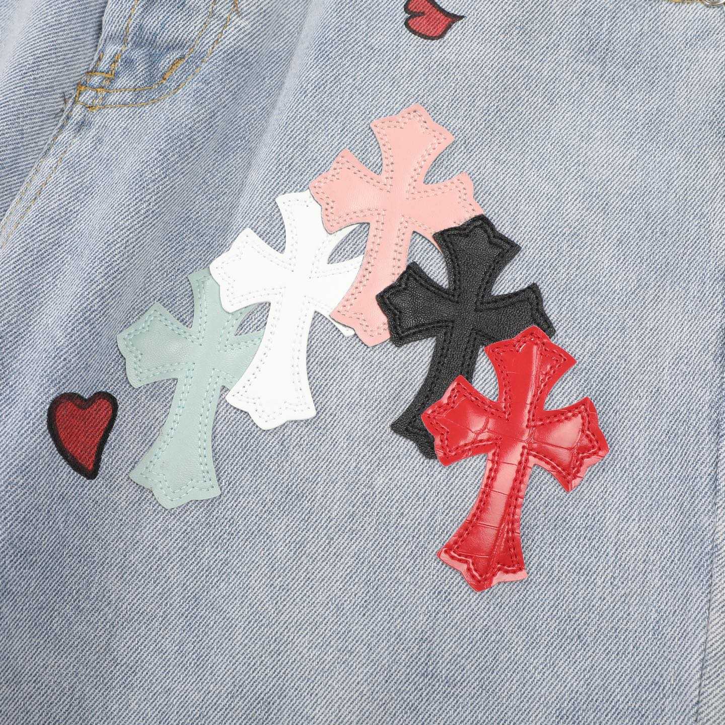 Chrome Hearts Jeans - DesignerGu