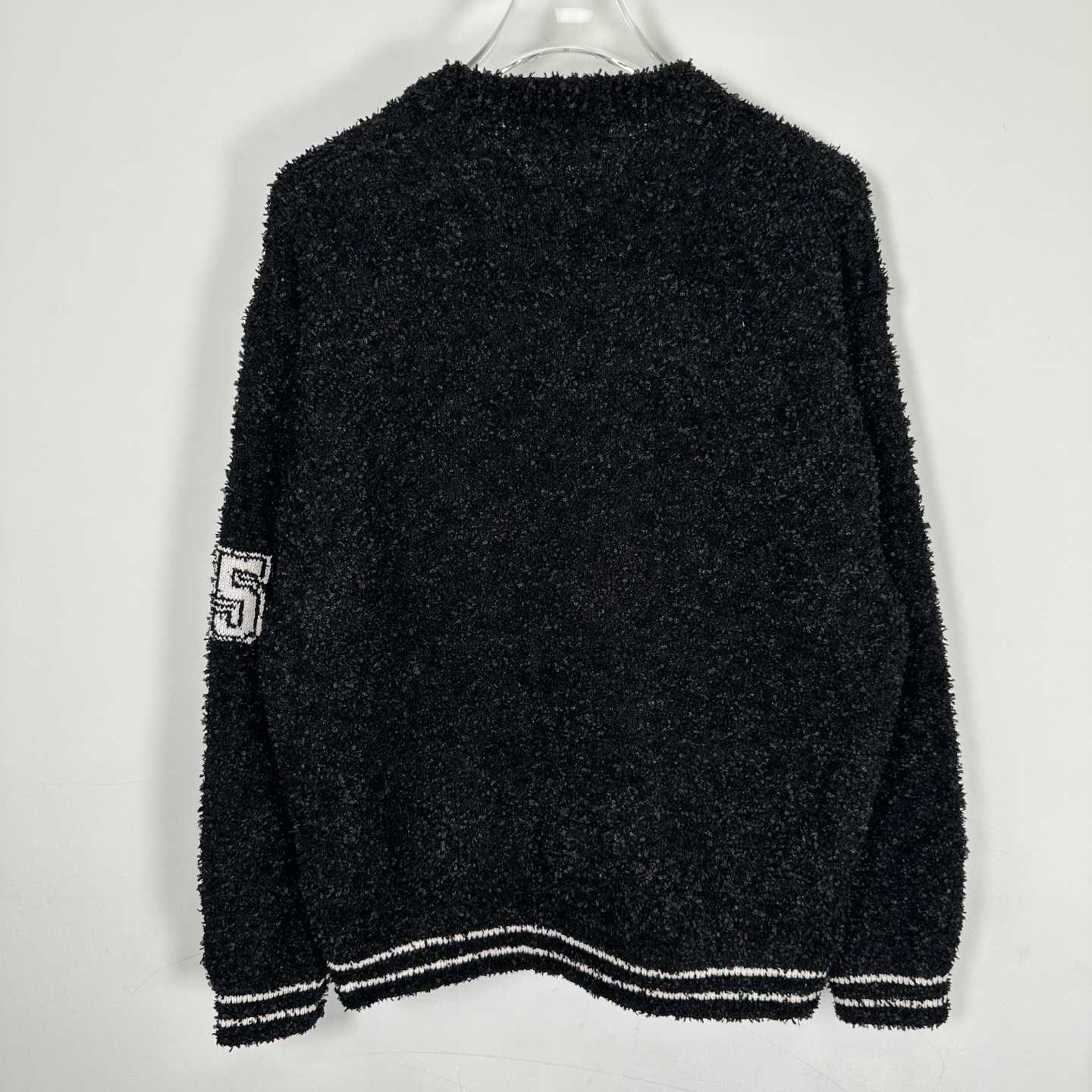 Supreme Textured Arc Sweater - DesignerGu