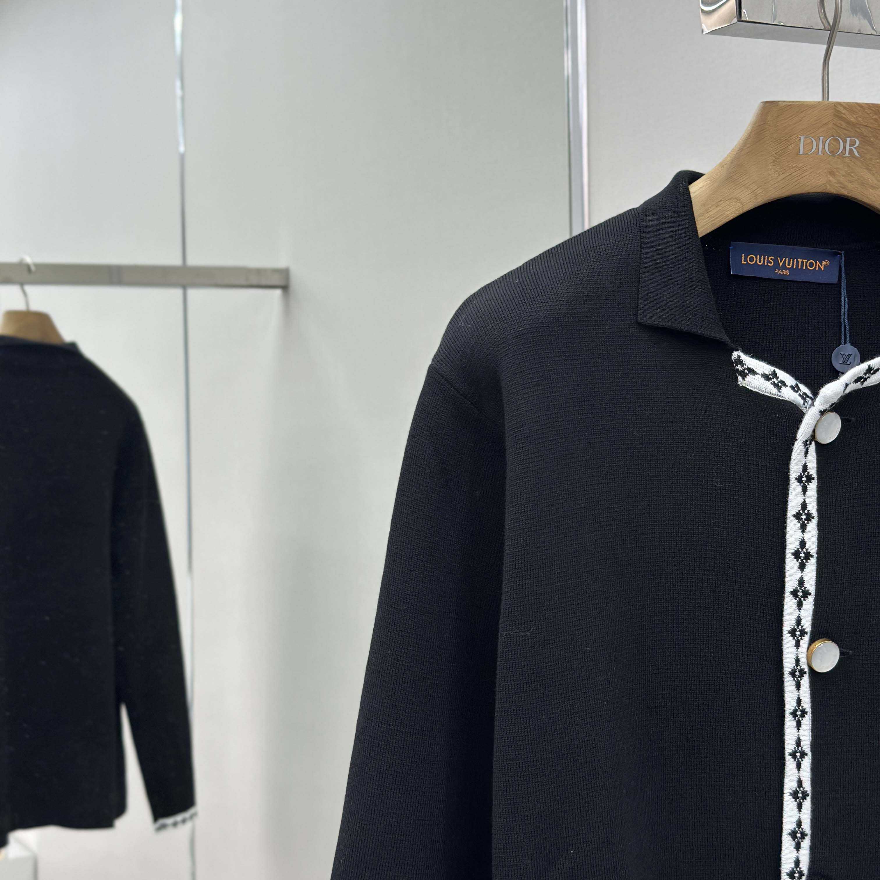 Louis Vuitton Preppy Knitted Wool Blazer   - DesignerGu