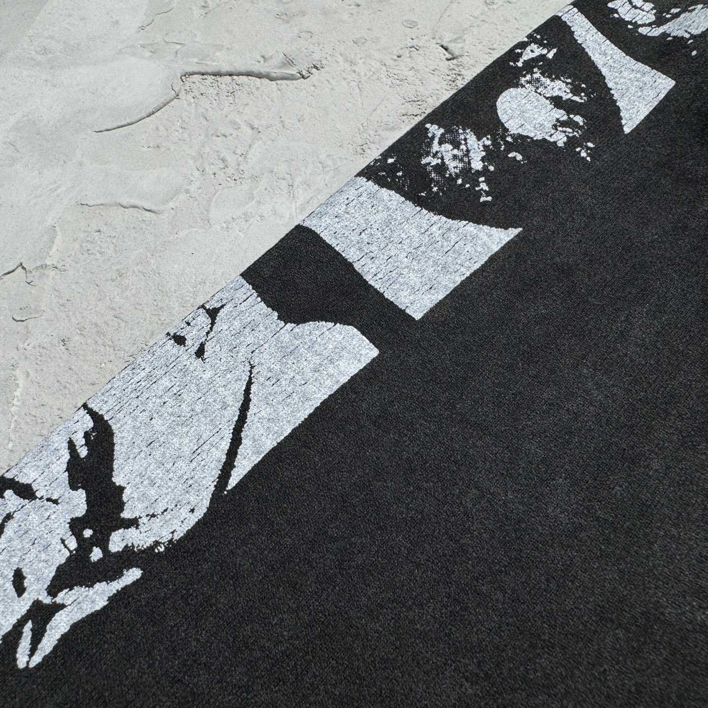 Enfants Riches Déprimés Lips Long Sleeve T-Shirt - DesignerGu