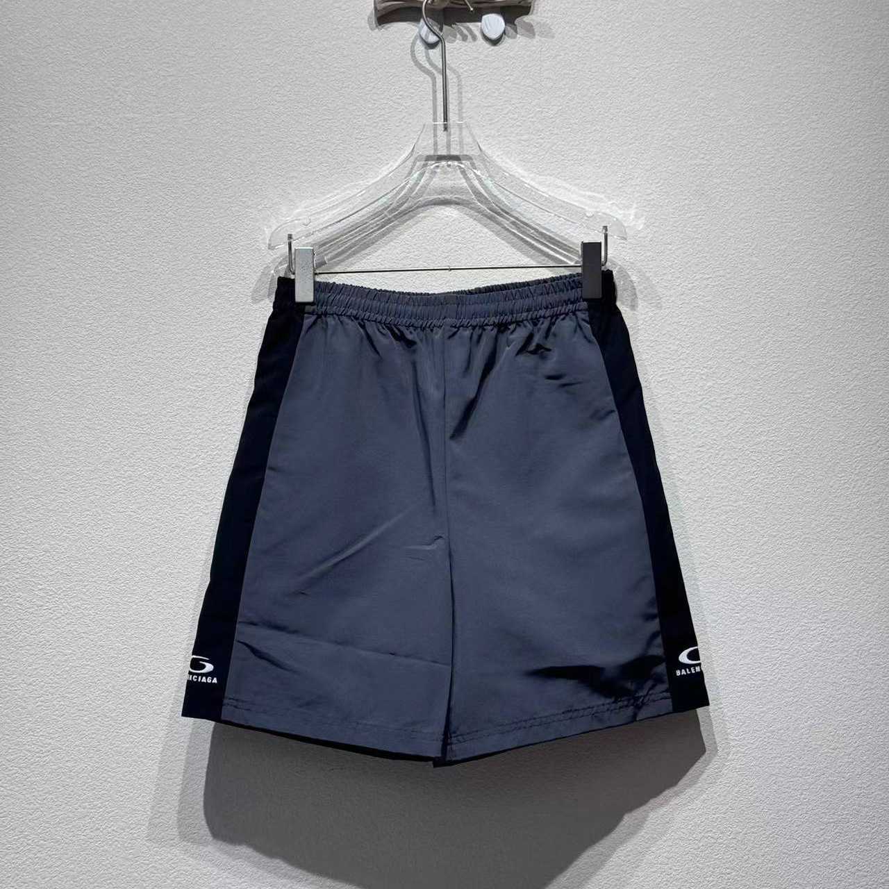 Balenciaga Loop Sports Icon Basketball Swim Shorts In Anthracite And Black - DesignerGu