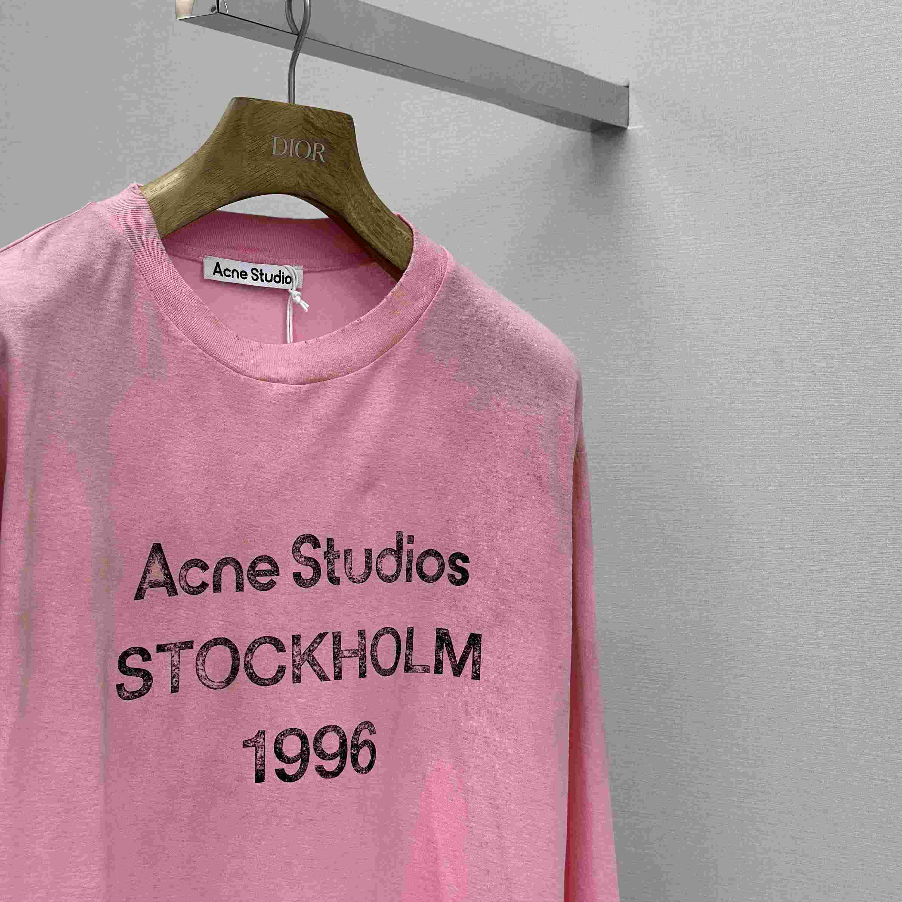 Acne Studios Logo T-shirt - Relaxed Fit - DesignerGu
