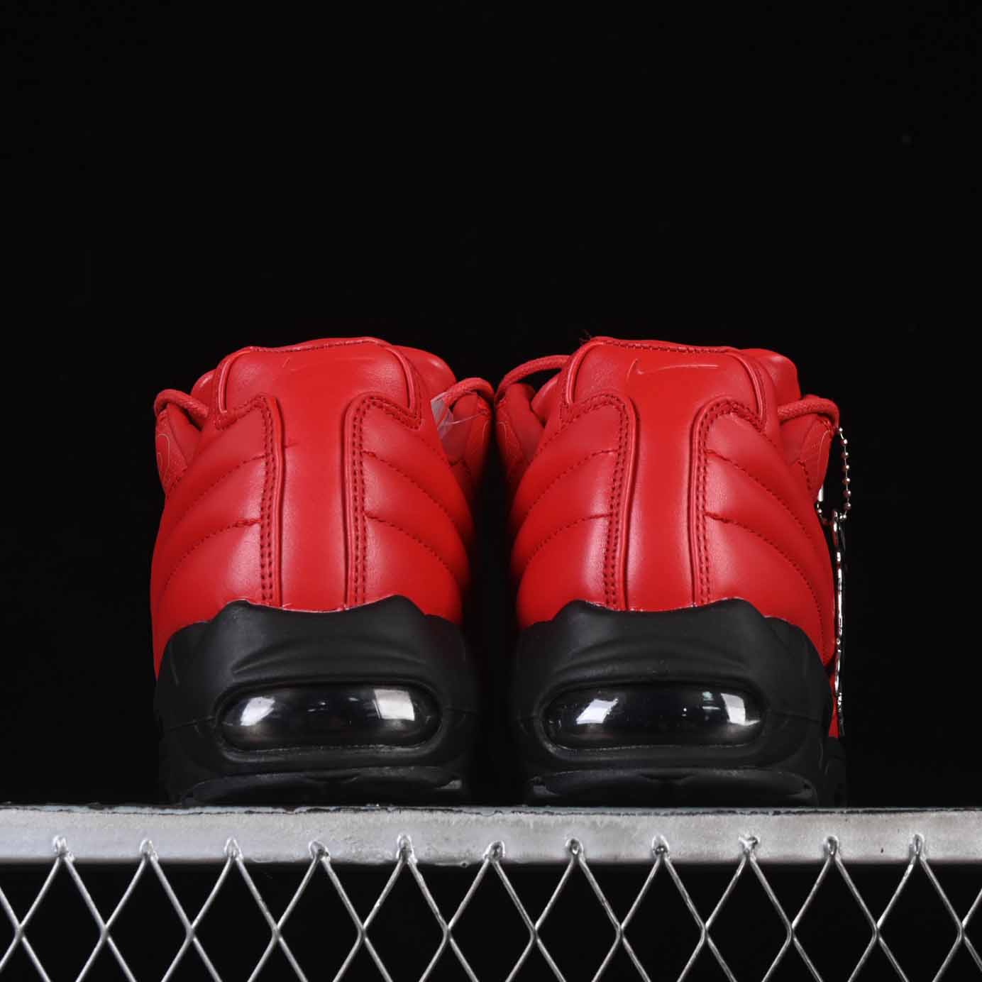 Supreme x Nike Air Max 95 Lux    CI0999-600 - DesignerGu