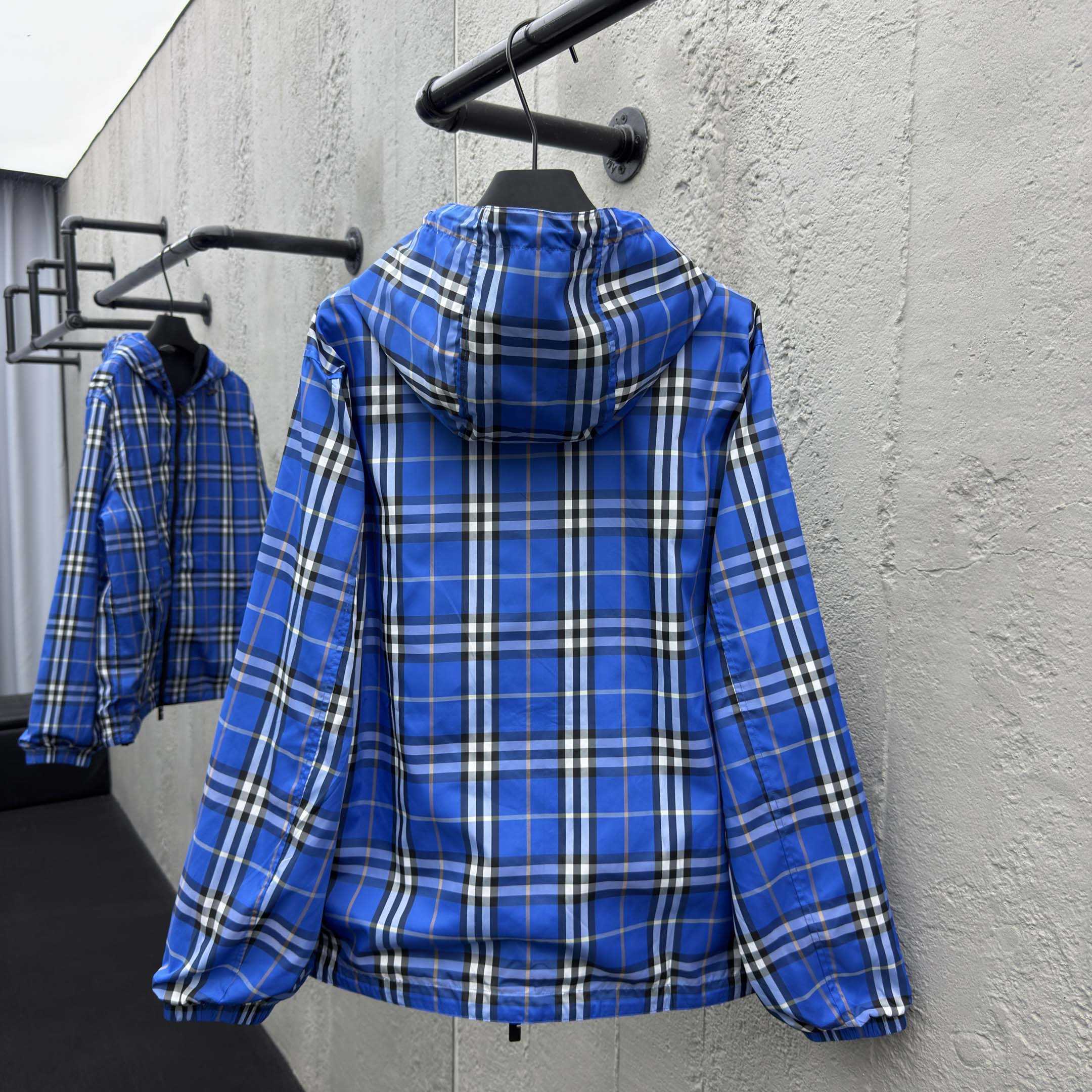 Burberry Reversible Check Hooded Jacket - DesignerGu