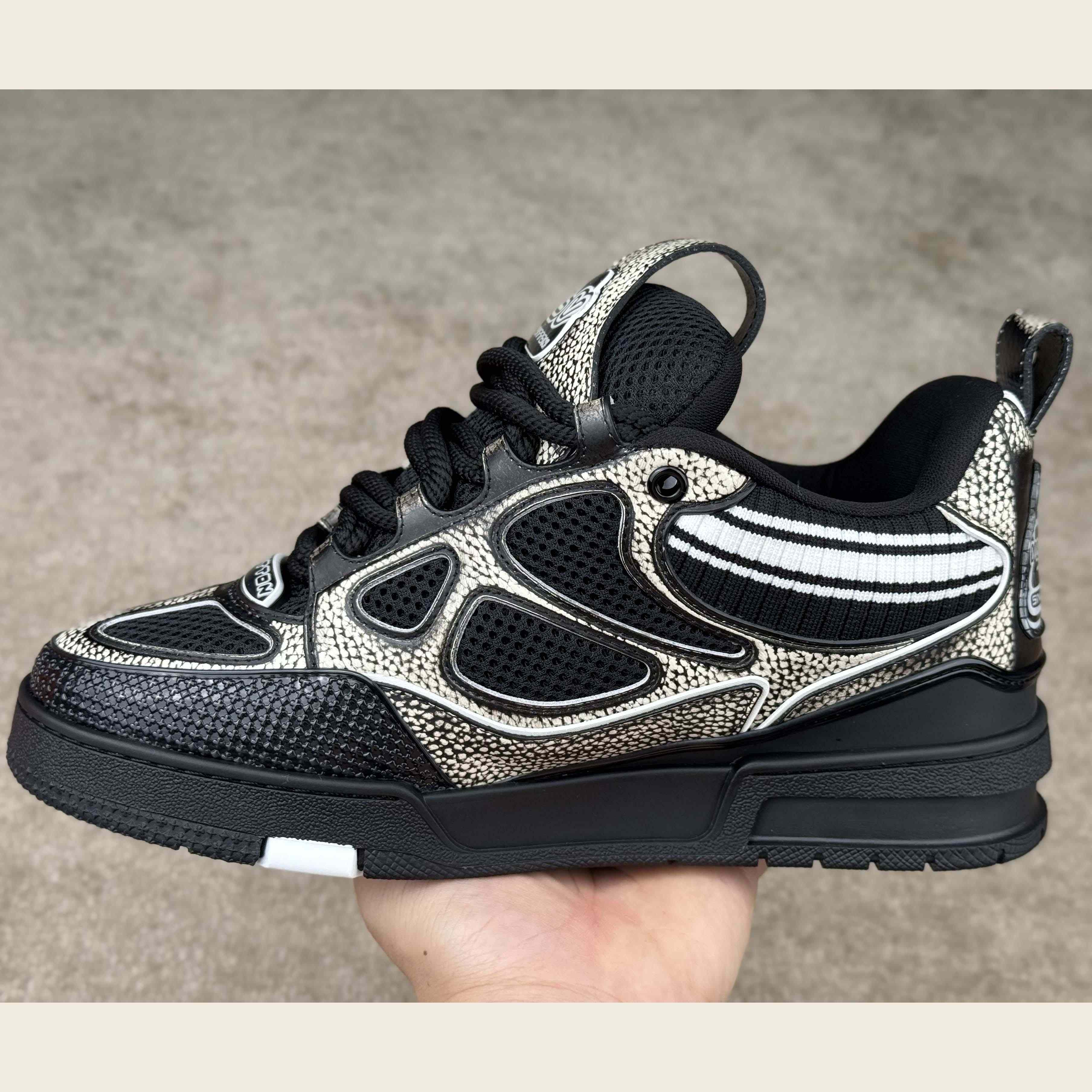 Louis Vuitton LV Skate Sneaker   1AHSX7 - DesignerGu